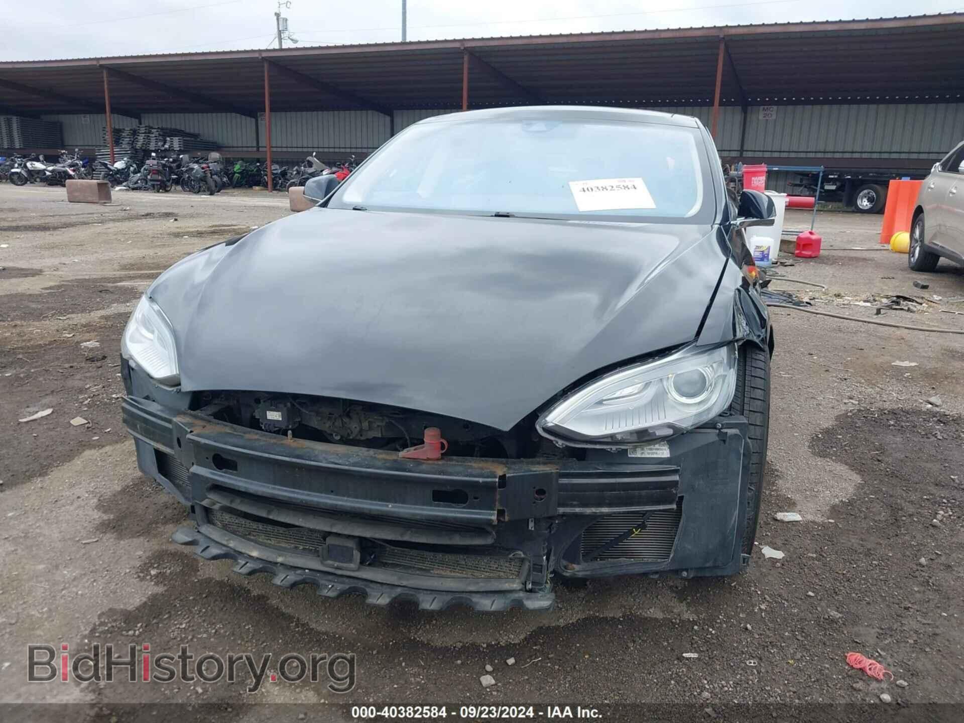 2015 TESLA MODEL S - VIN: 5YJSA1S21FF085502 - Фото 13