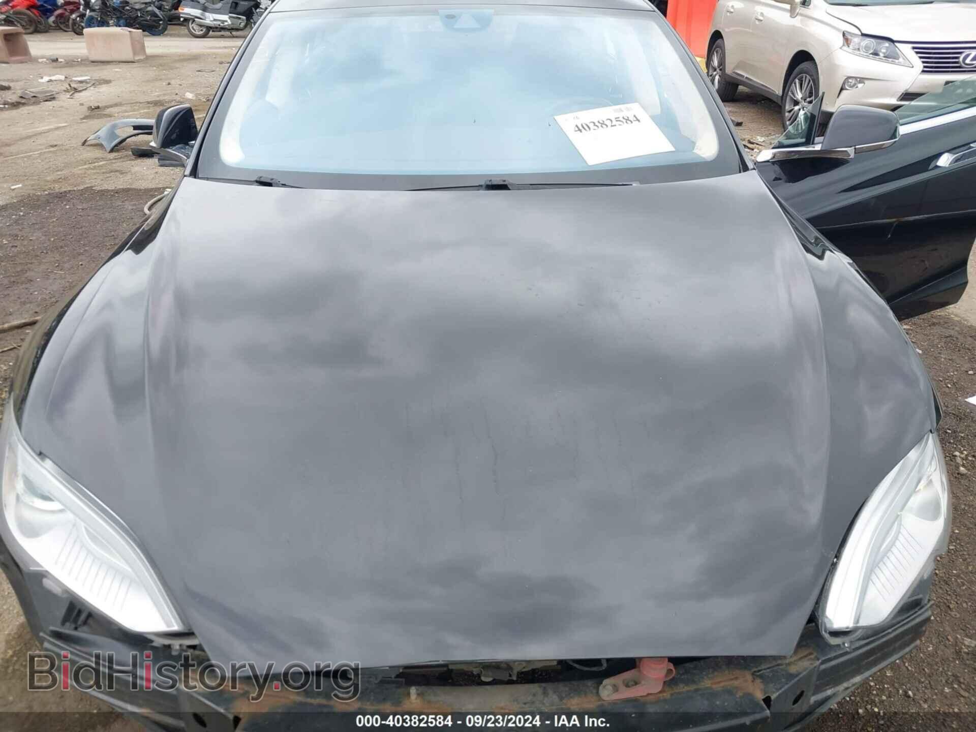 2015 TESLA MODEL S - VIN: 5YJSA1S21FF085502 - Фото 10