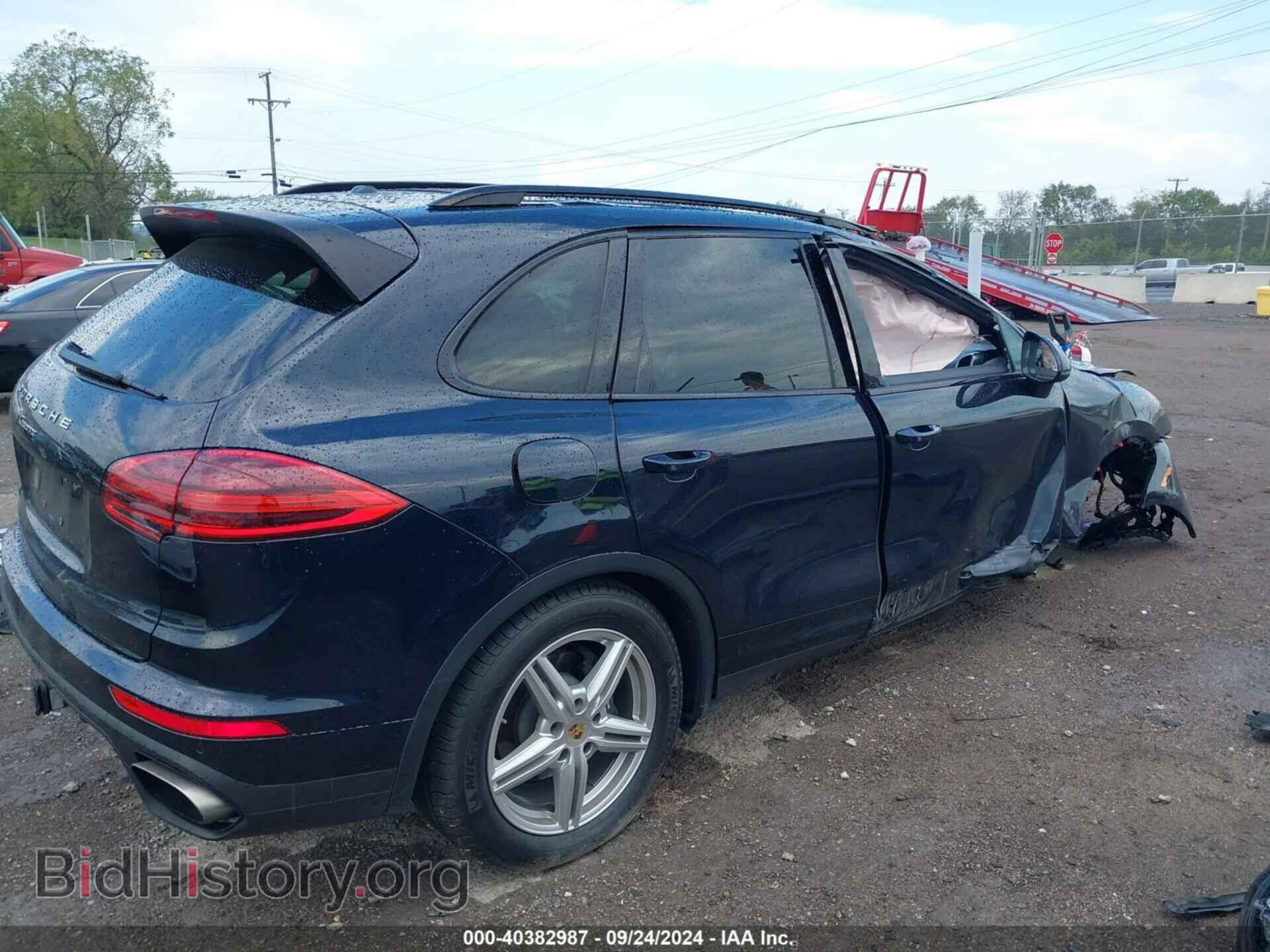 2016 PORSCHE CAYENNE - VIN: WP1AA2A24GLA10146 - Фото 4