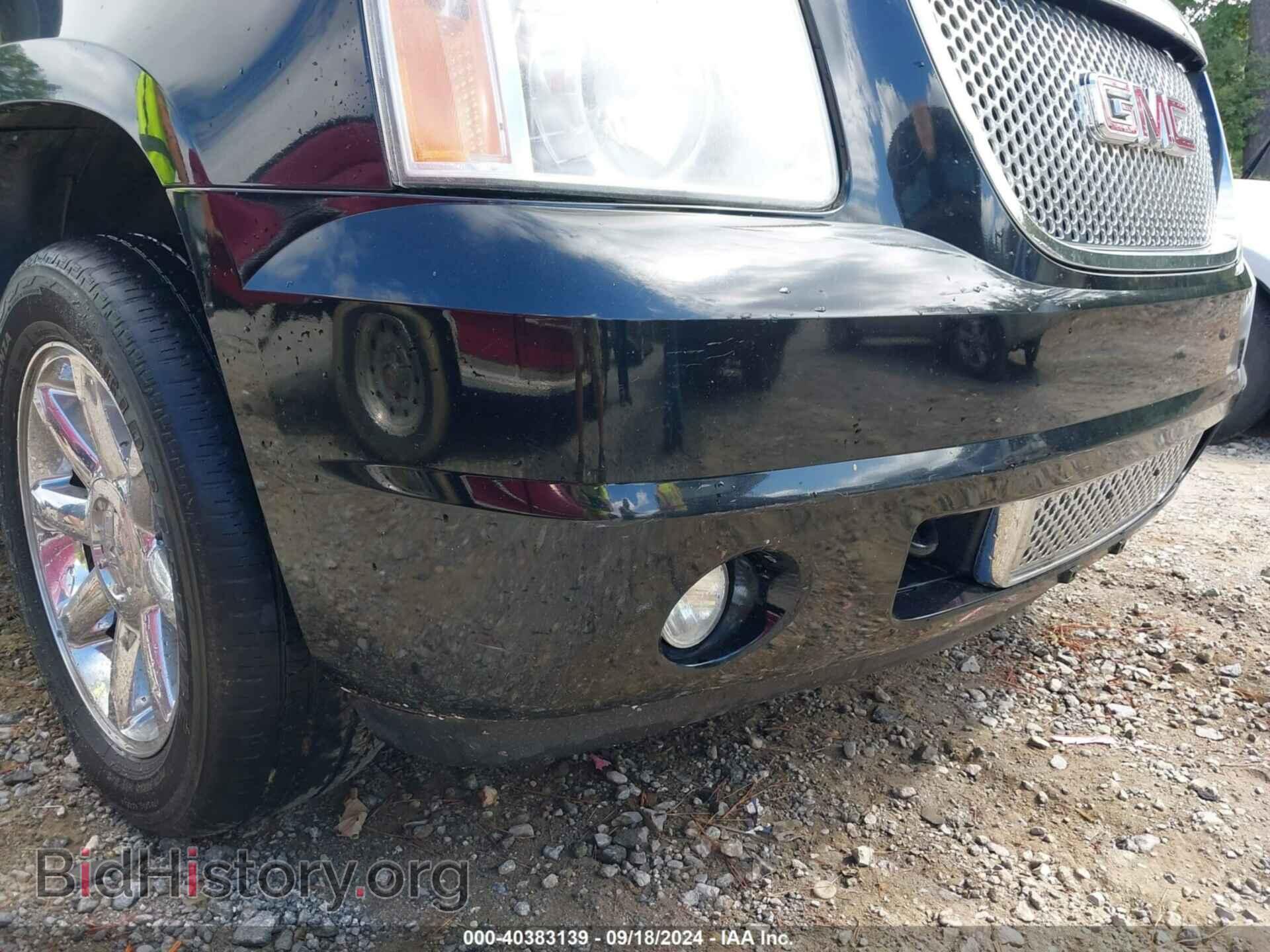 2011 GMC YUKON - VIN: 1GKS2EEF8BR297986 - Photo 17