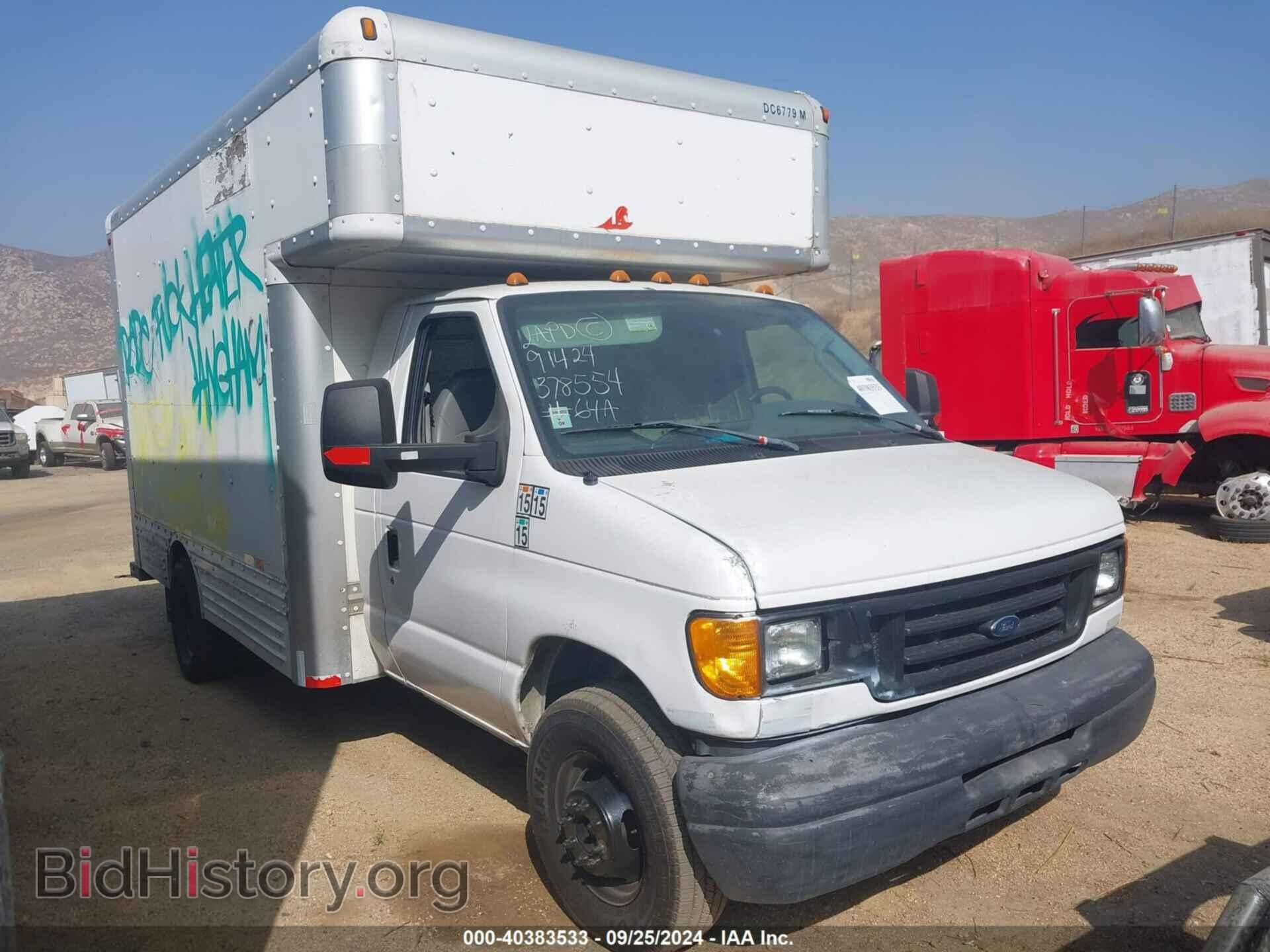 Photo 1FDXE45S06DB17320 - FORD E-450 CUTAWAY 2006