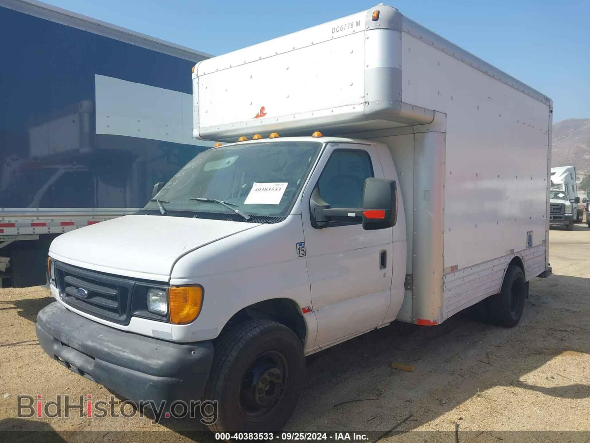2006 FORD E-450 CUTAWAY - VIN: 1FDXE45S06DB17320 - Фото 2
