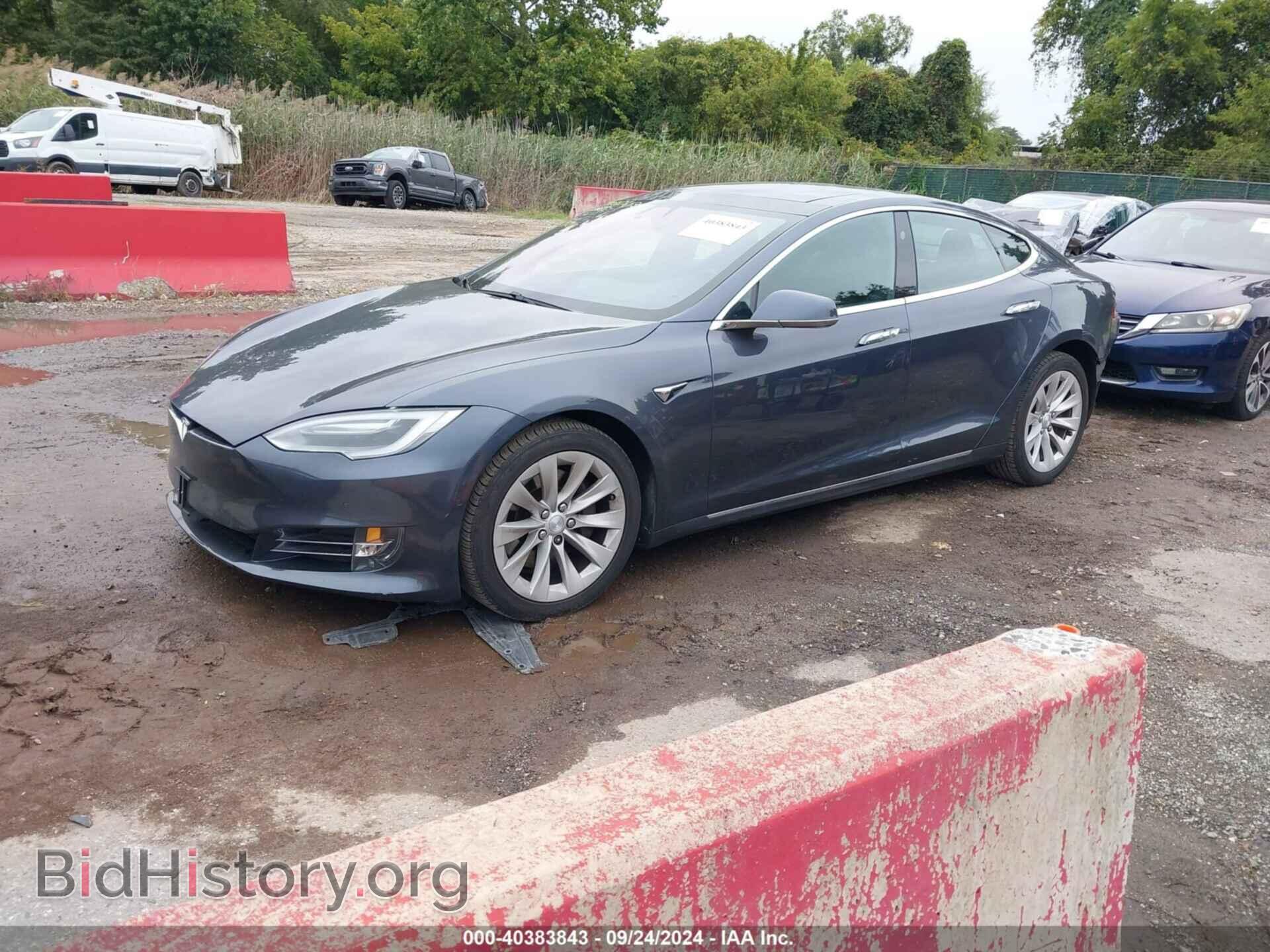 2018 TESLA MODEL S - VIN: 5YJSA1E2XJF261872 - Photo 2