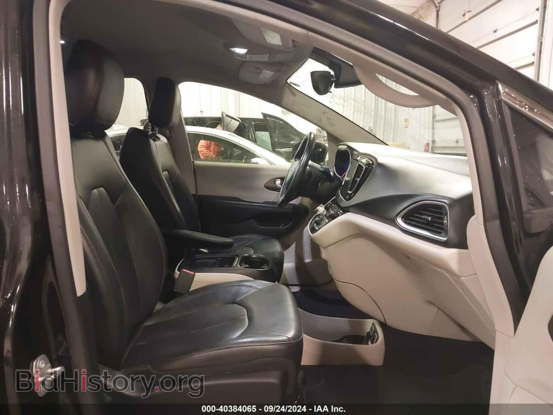 2018 CHRYSLER PACIFICA - VIN: 2C4RC1BG5JR263672 - Фото 5