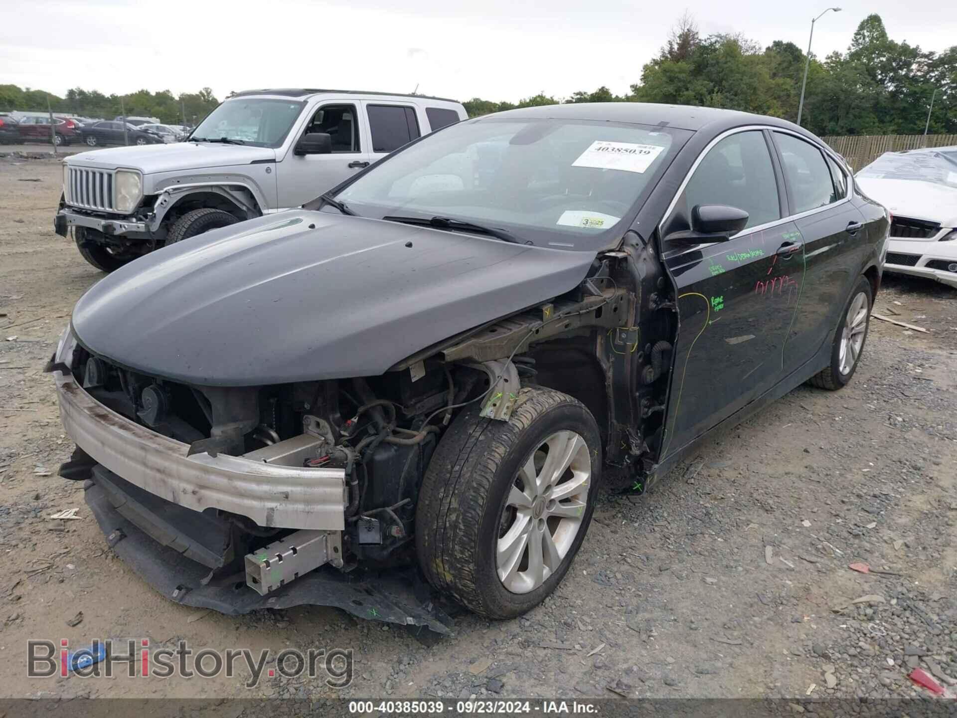2017 CHRYSLER 200 - VIN: 1C3CCCABXHN508520 - Фото 2