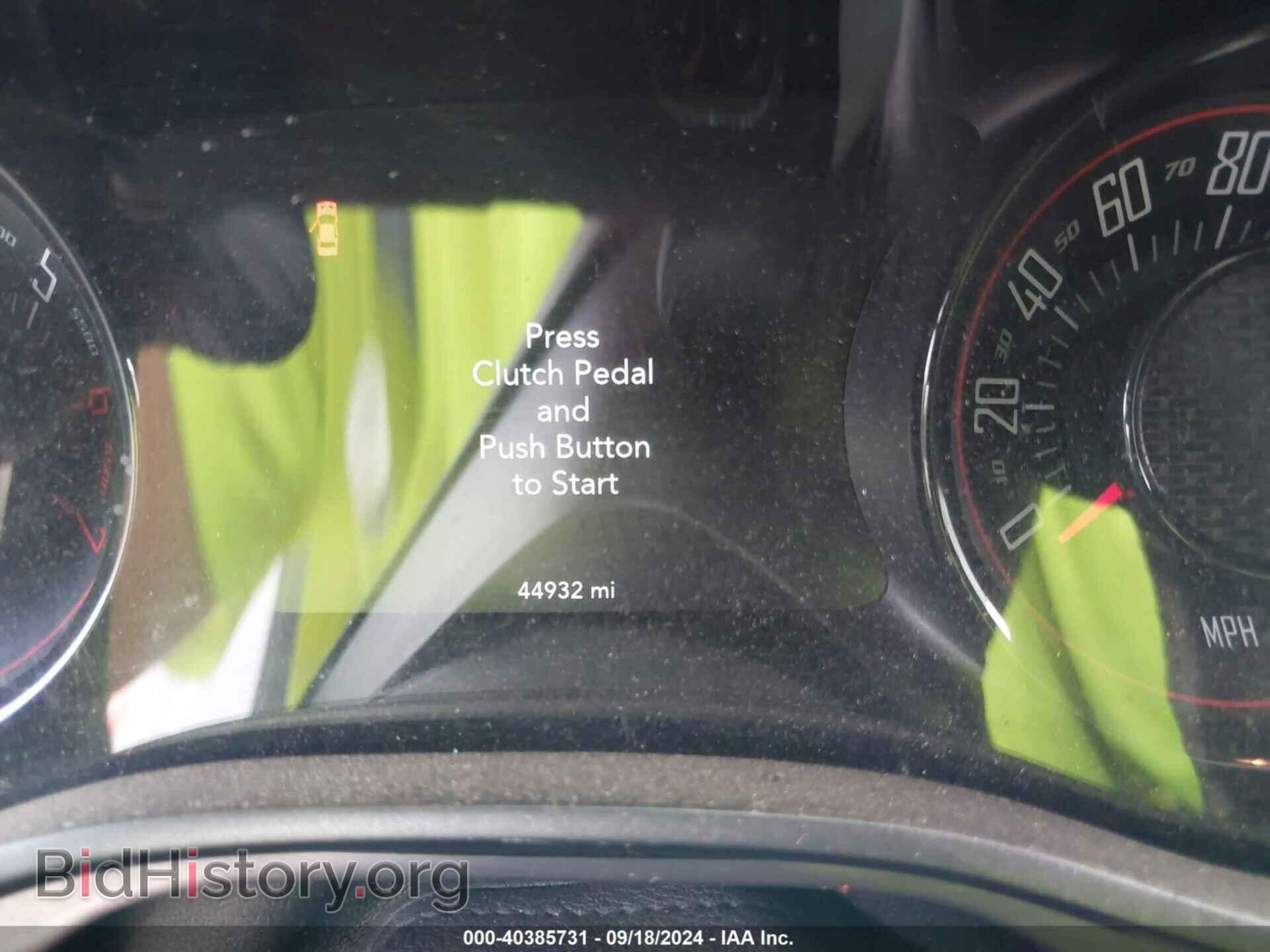 2017 DODGE CHALLENGER - VIN: 2C3CDZBTXHH573867 - Фото 7
