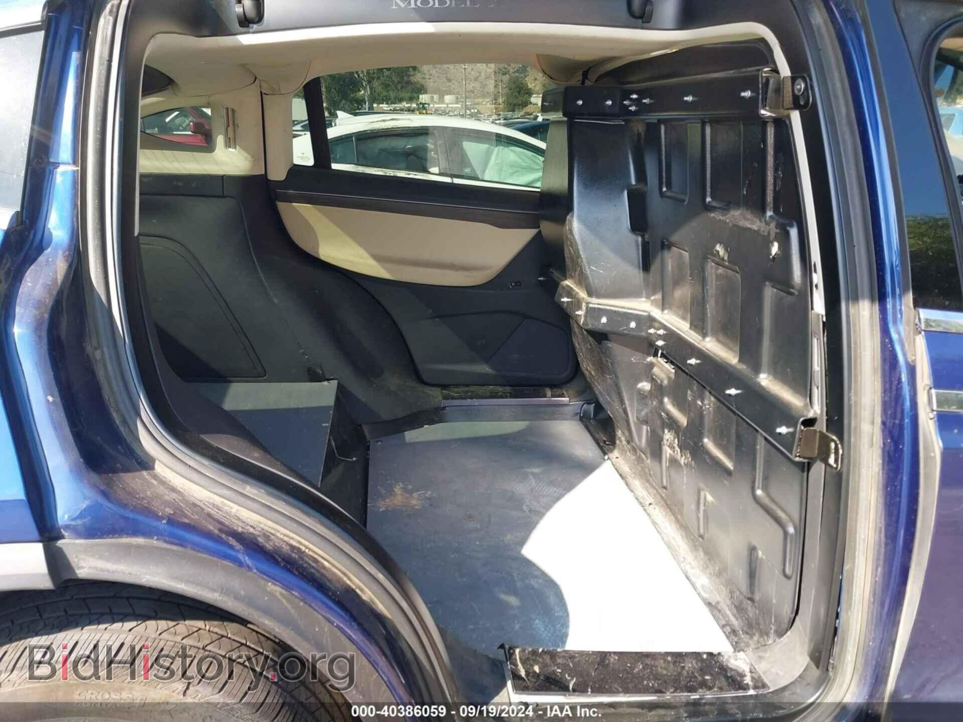 2016 TESLA MODEL X - VIN: 5YJXCAE28GF005142 - Photo 8