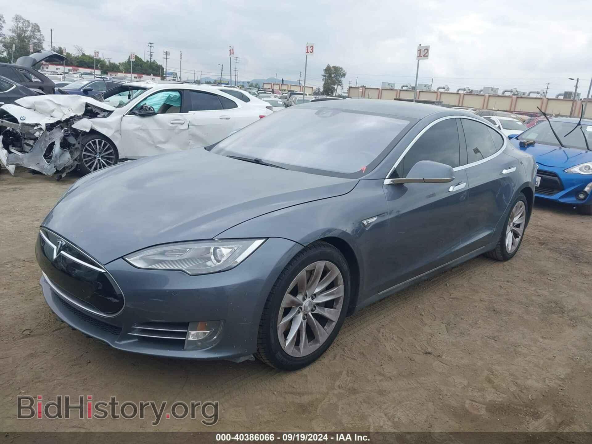2013 TESLA MODEL S - VIN: 5YJSA1DN4DFP21060 - Photo 2