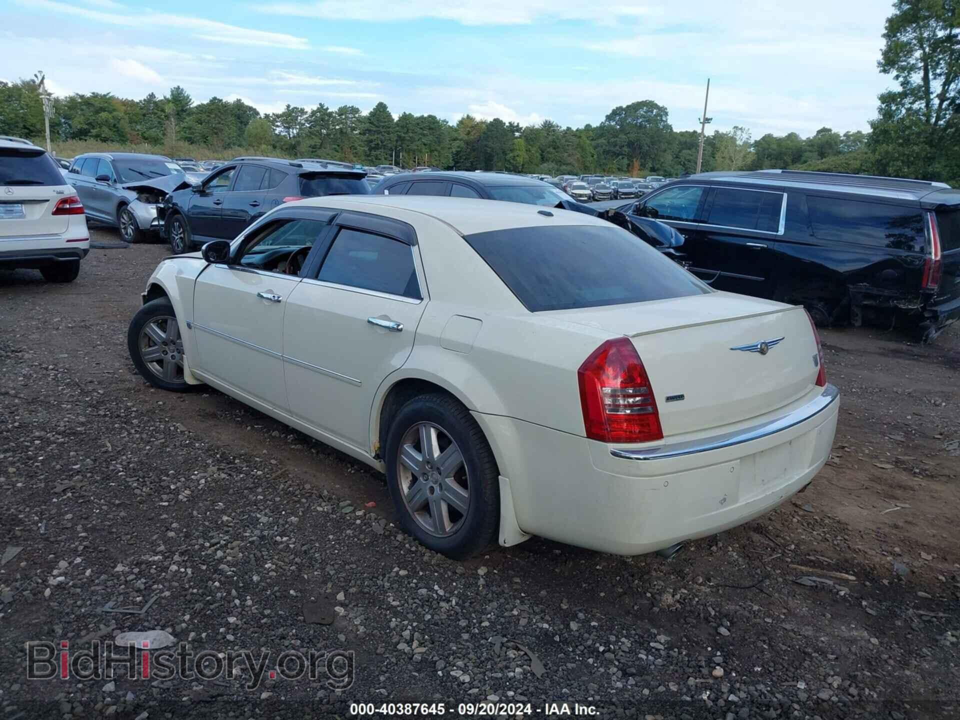 2006 CHRYSLER 300C - VIN: 2C3LK63H66H508431 - Фото 3