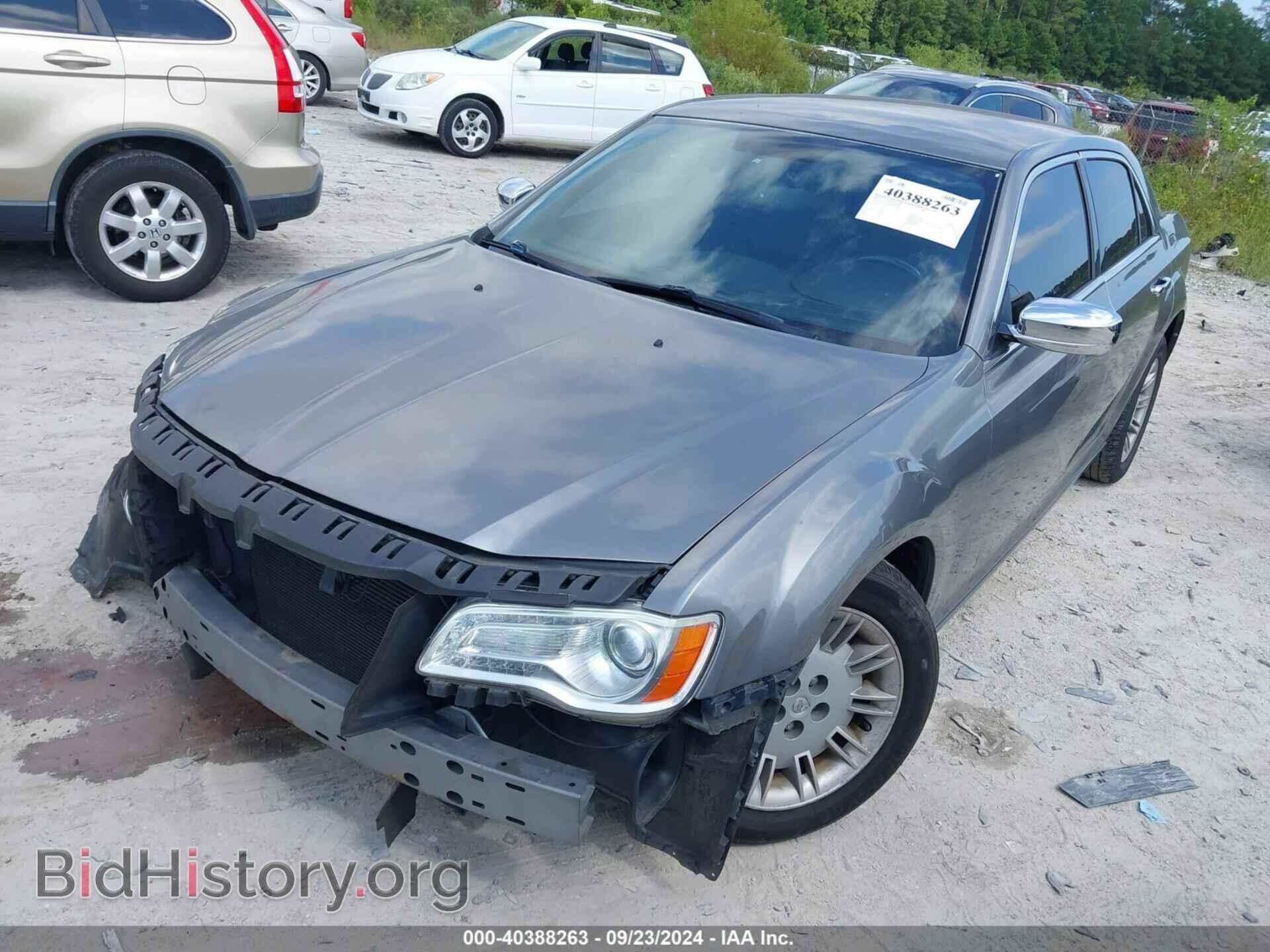 2012 CHRYSLER 300 - VIN: 2C3CCACGXCH307909 - Фото 2