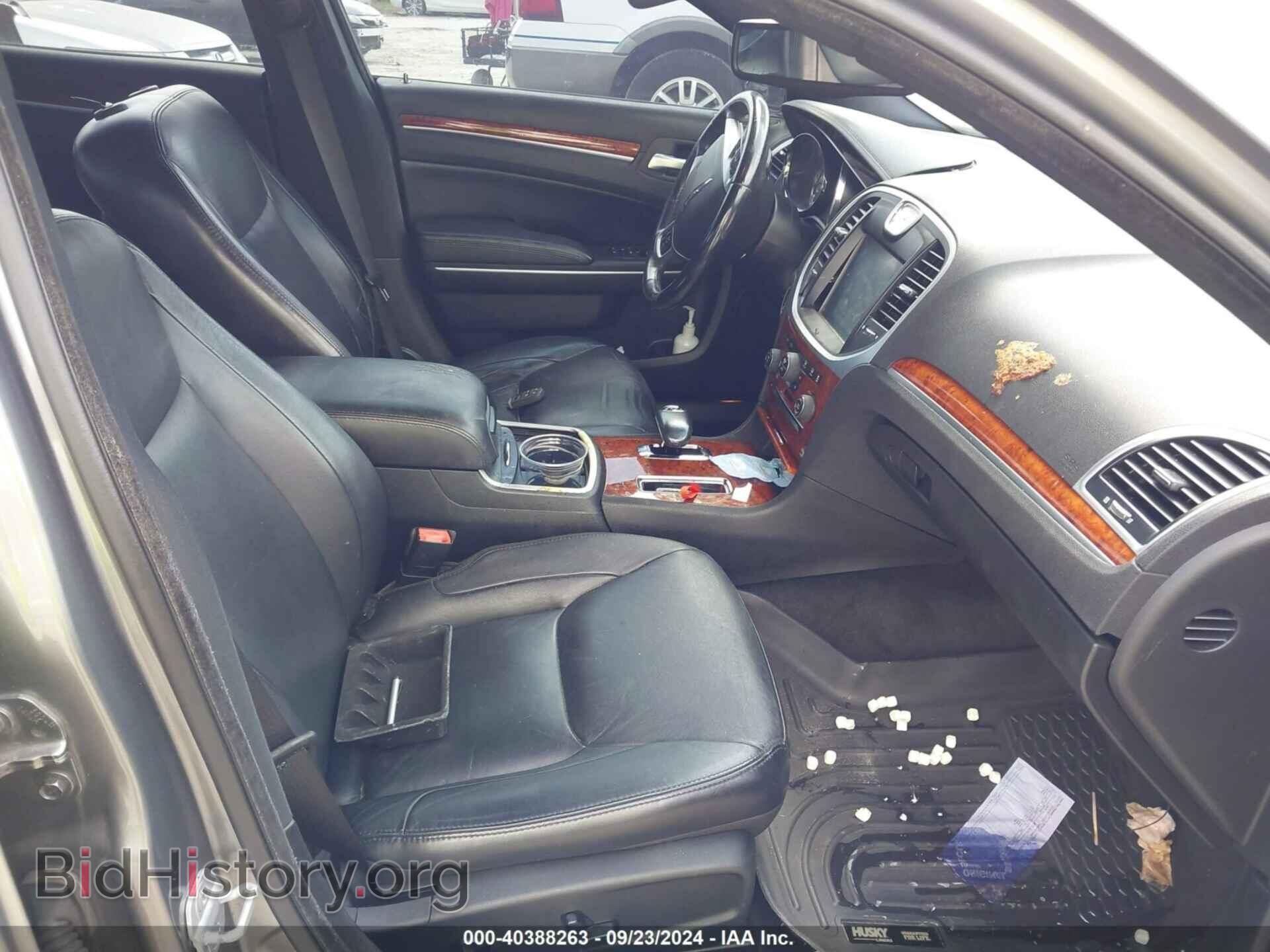 2012 CHRYSLER 300 - VIN: 2C3CCACGXCH307909 - Фото 5