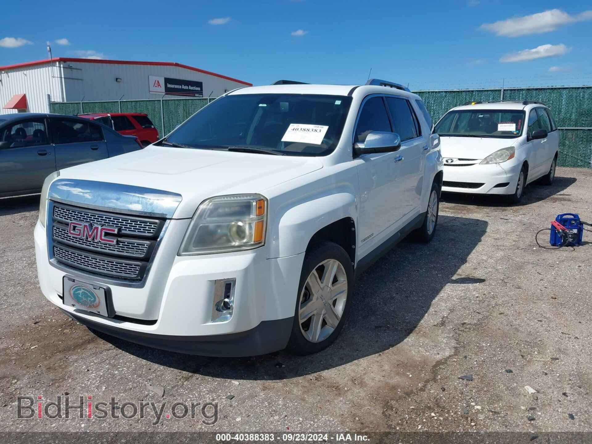 2011 GMC TERRAIN - VIN: 2CTALWEC9B6225159 - Photo 2