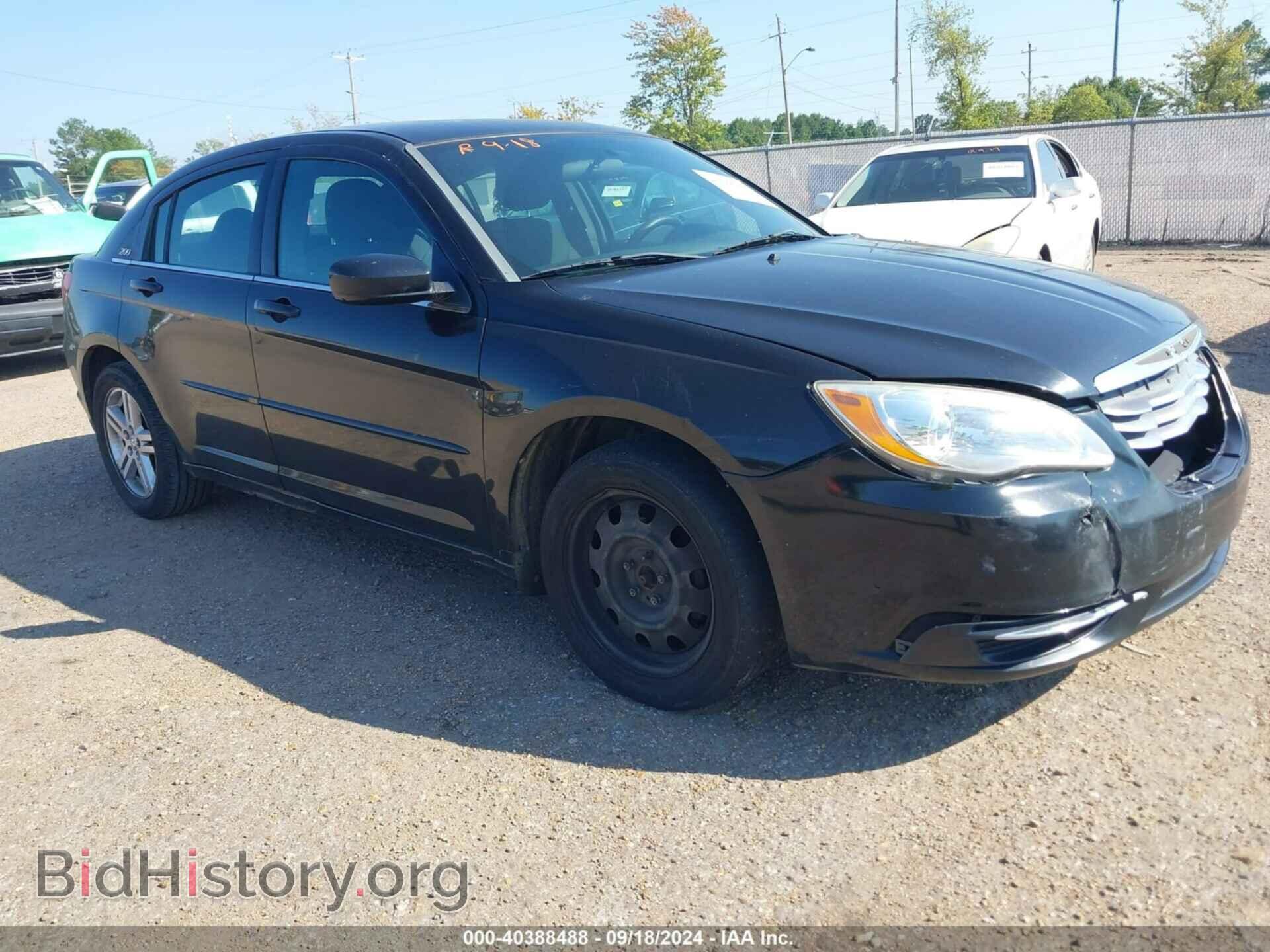 Фотография 1C3CCBAB1CN201580 - CHRYSLER 200 2012