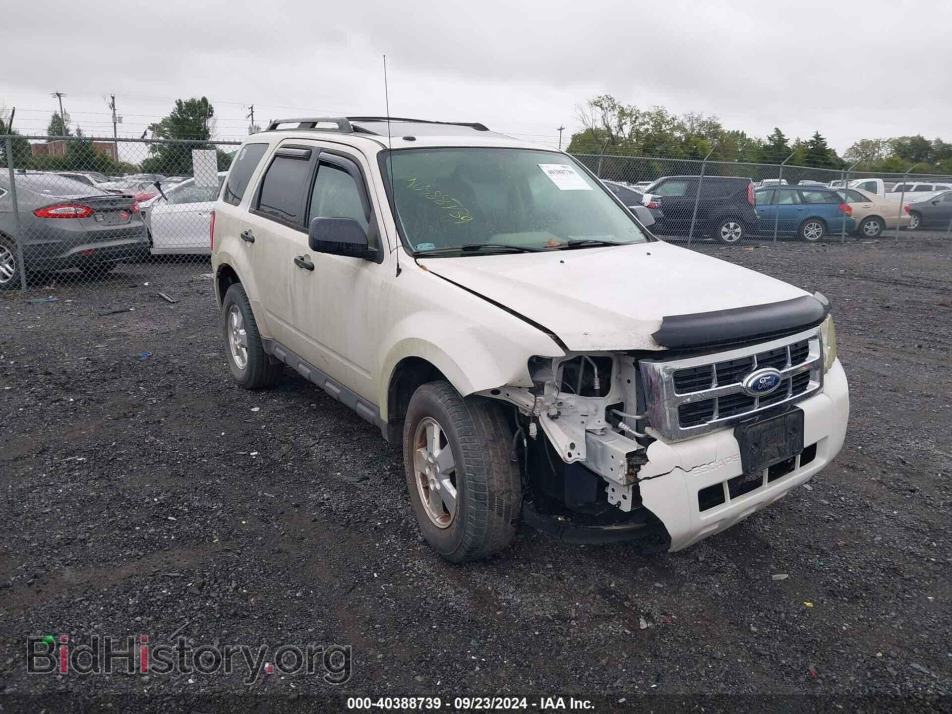 Фотография 1FMCU0D76CKB16686 - FORD ESCAPE 2012