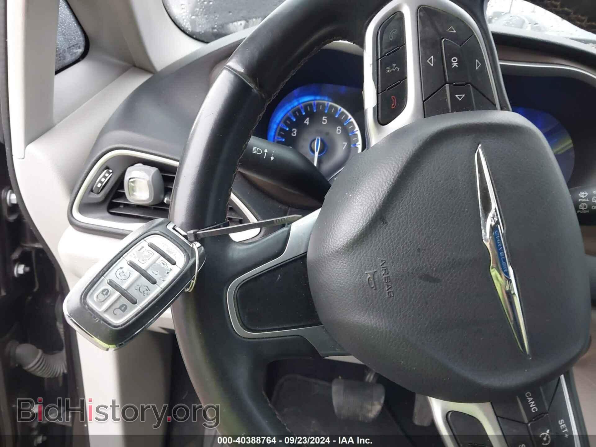 2017 CHRYSLER PACIFICA - VIN: 2C4RC1BG0HR691773 - Фото 11