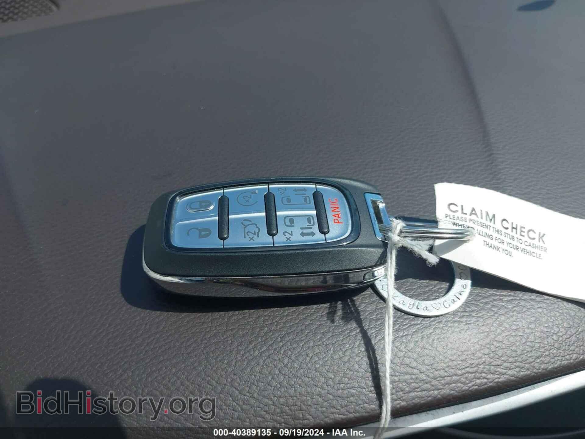 2017 CHRYSLER PACIFICA - VIN: 2C4RC1EG7HR528761 - Фото 11