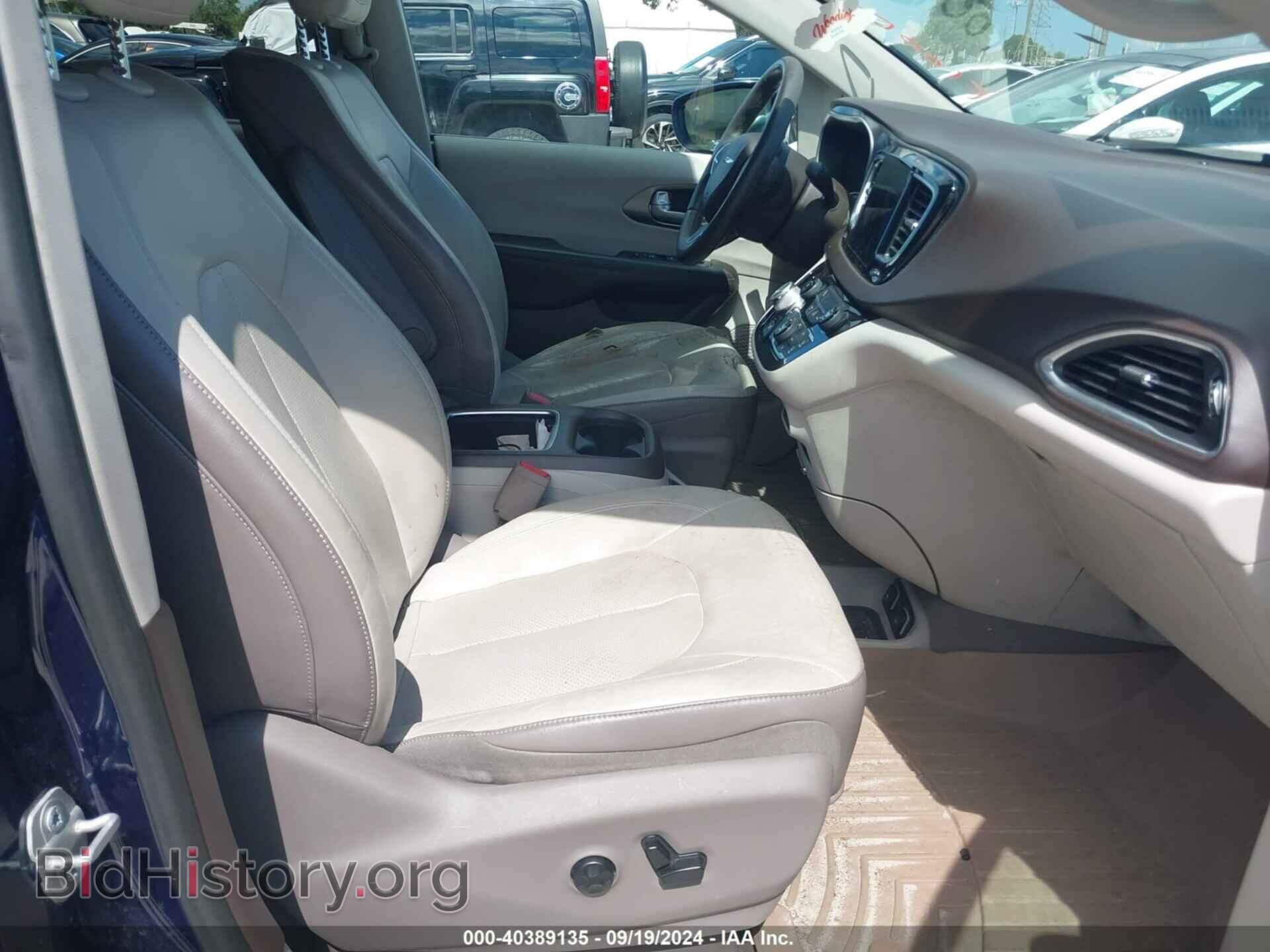 2017 CHRYSLER PACIFICA - VIN: 2C4RC1EG7HR528761 - Фото 5