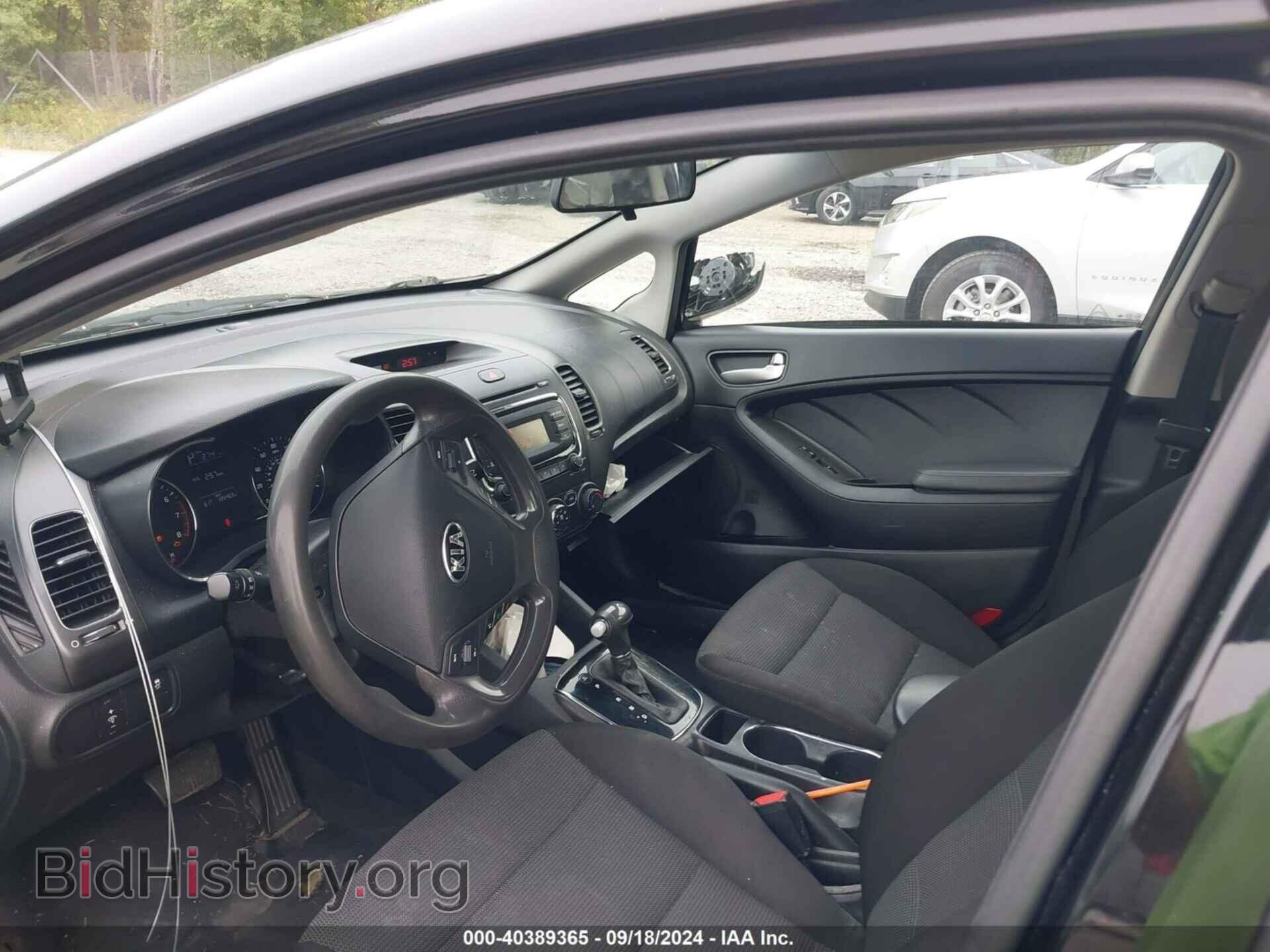 2017 KIA FORTE - VIN: 3KPFK4A75HE075979 - Фото 5