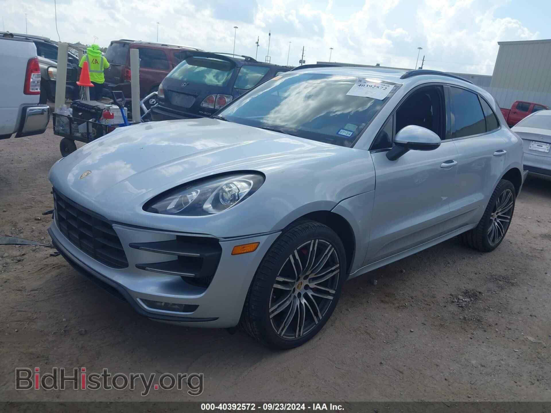 2016 PORSCHE MACAN - VIN: WP1AF2A56GLB91813 - Фото 2