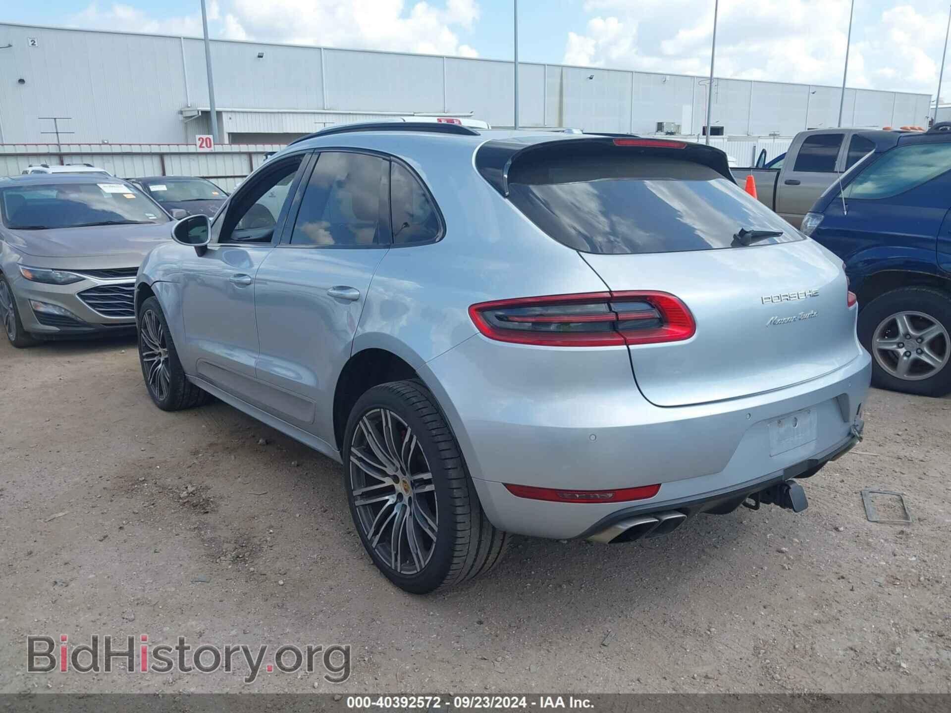 2016 PORSCHE MACAN - VIN: WP1AF2A56GLB91813 - Фото 3