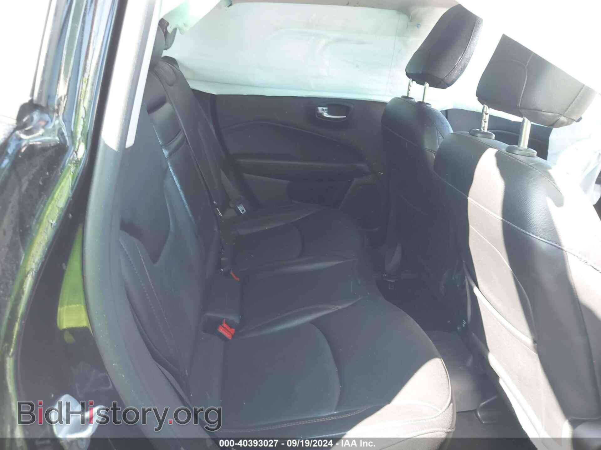 2019 JEEP COMPASS - VIN: 3C4NJDCB4KT842594 - Фото 8