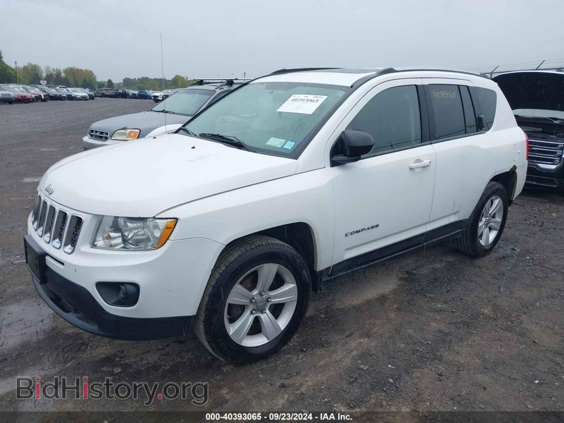 2011 JEEP COMPASS - VIN: 1J4NF1FBXBD201784 - Фото 2
