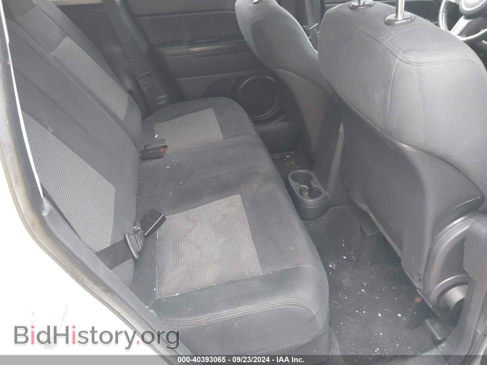 2011 JEEP COMPASS - VIN: 1J4NF1FBXBD201784 - Фото 8