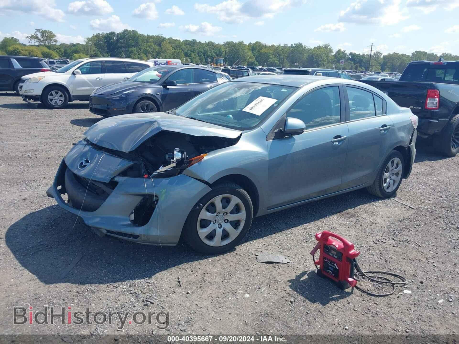 2013 MAZDA MAZDA3 - VIN: JM1BL1TF5D1734087 - Фото 2