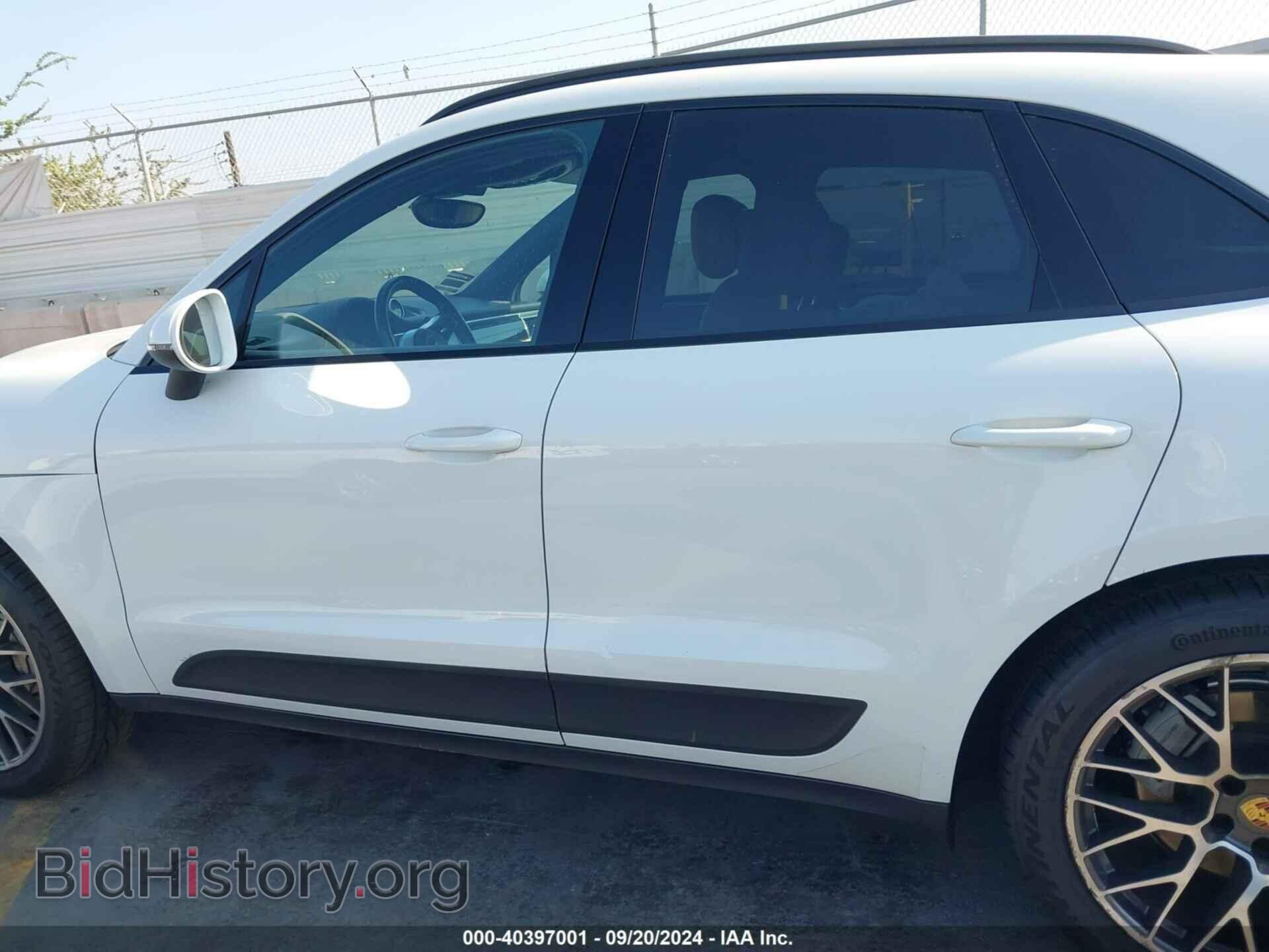 2017 PORSCHE MACAN - VIN: WP1AB2A58HLB16379 - Фото 14