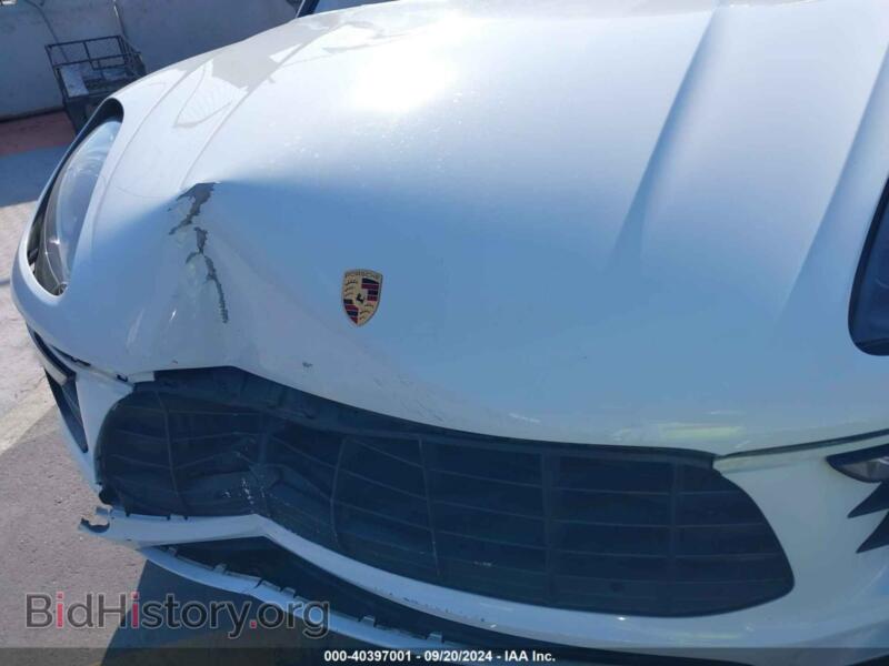 2017 Porsche MACAN (VIN WP1AB2A58HLB16379) — photo 6 of 16