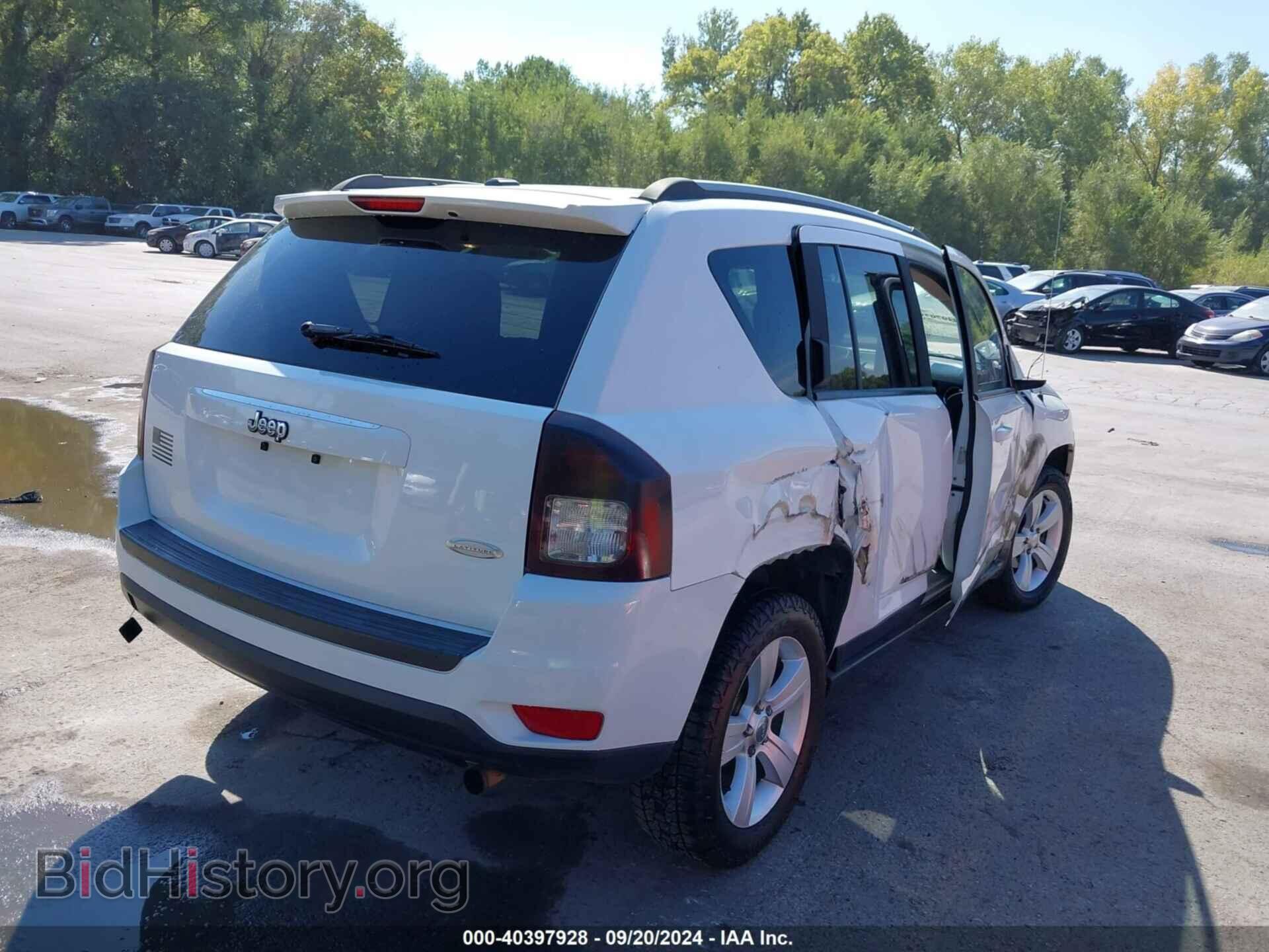 2016 JEEP COMPASS - VIN: 1C4NJCEB3GD704873 - Photo 4