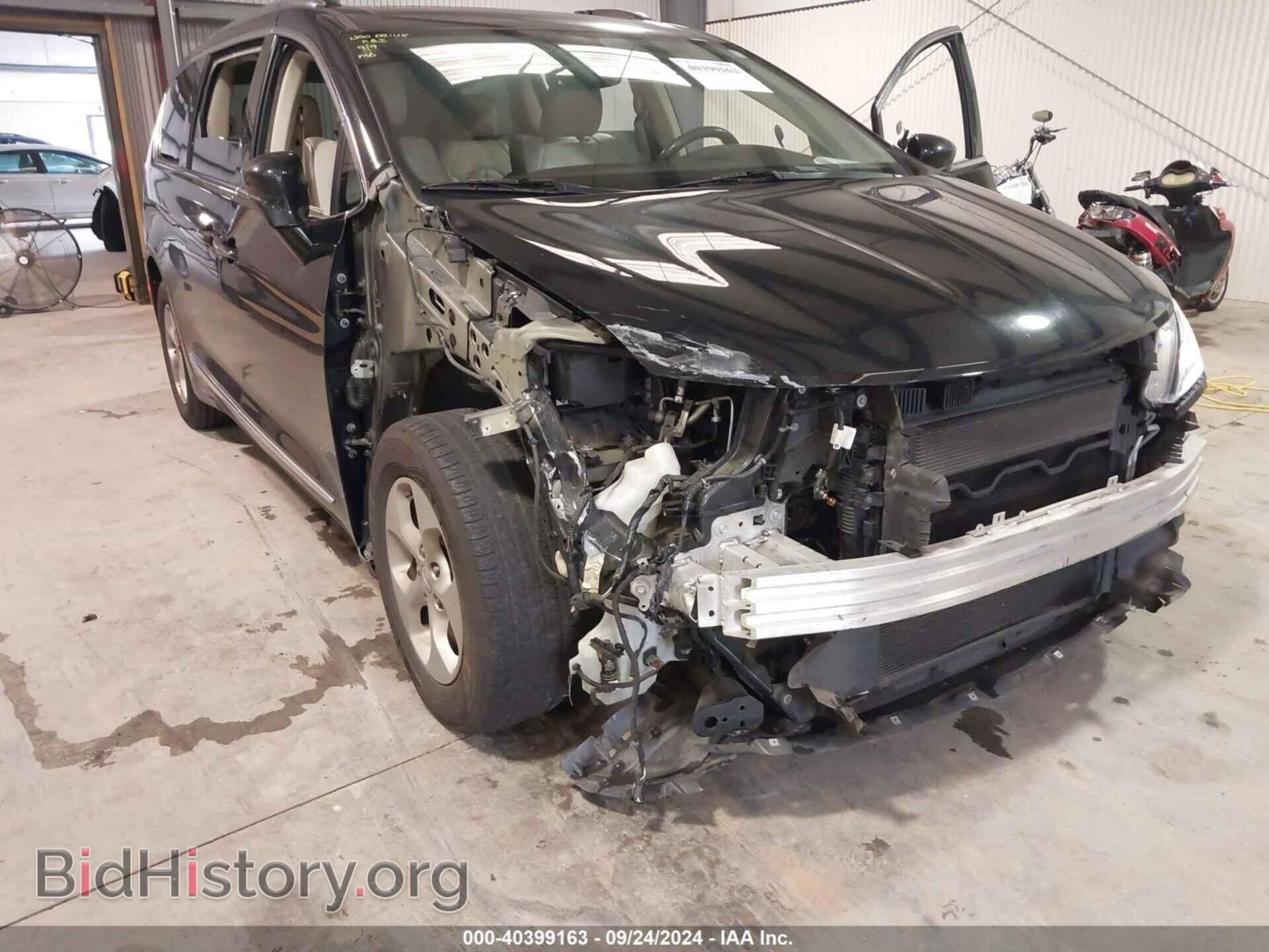 2017 CHRYSLER PACIFICA - VIN: 2C4RC1EG8HR634068 - Photo 6
