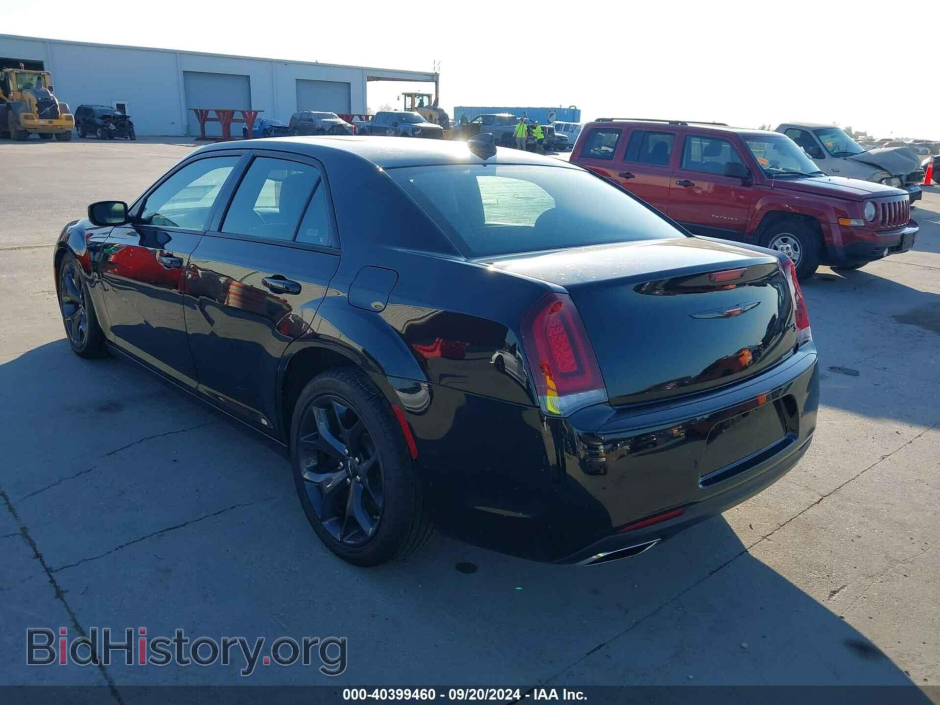 2023 CHRYSLER 300 - VIN: 2C3CCABG9PH569587 - Фото 3
