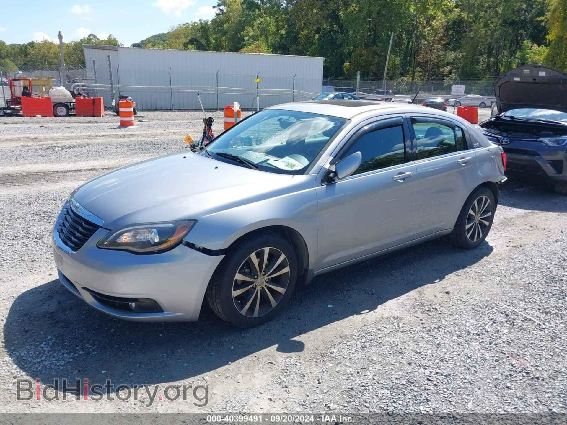 2013 CHRYSLER 200 - VIN: 1C3CCBBB3DN578668 - Фото 2