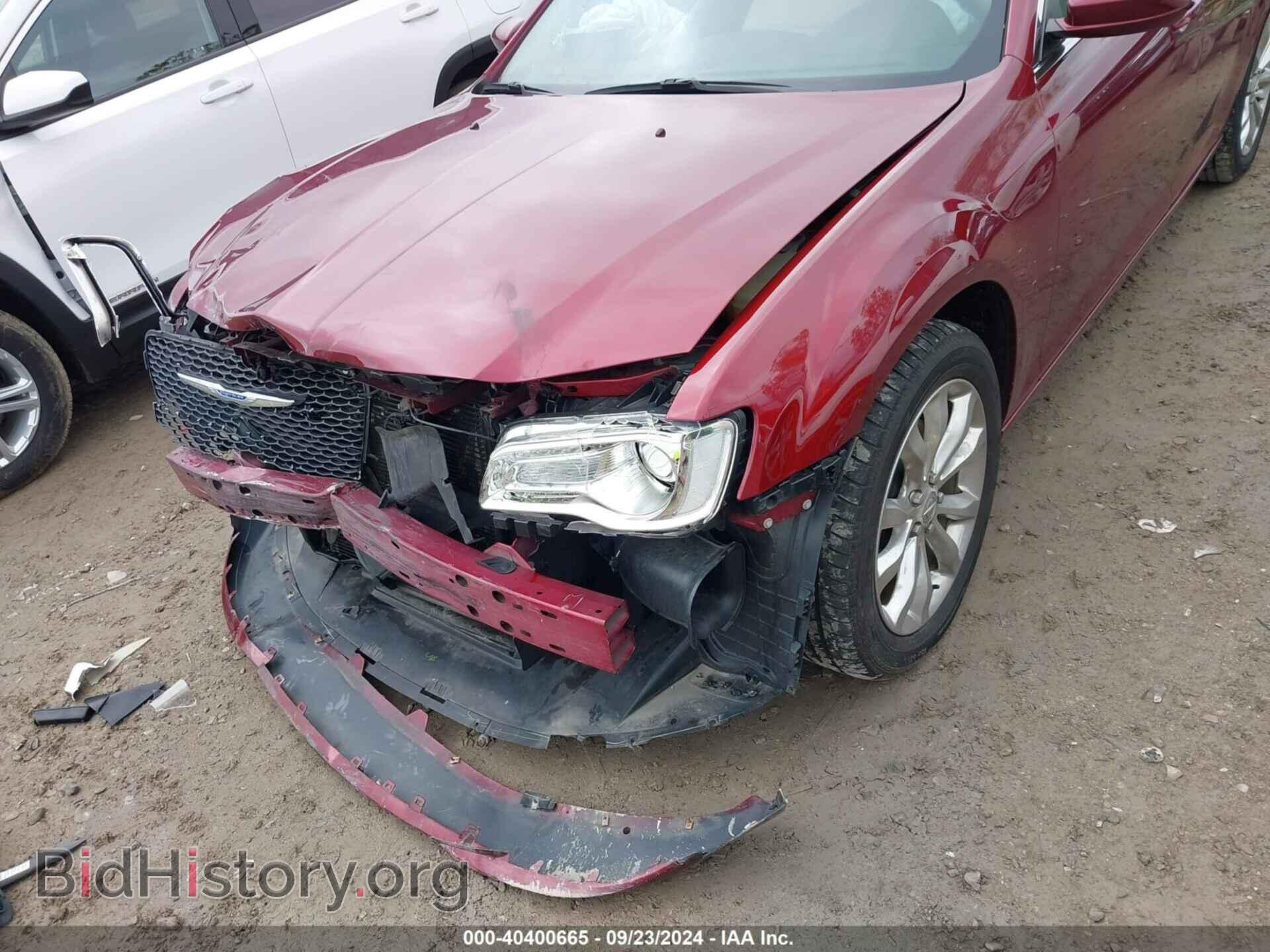2018 CHRYSLER 300 - VIN: 2C3CCARG9JH160888 - Фото 6