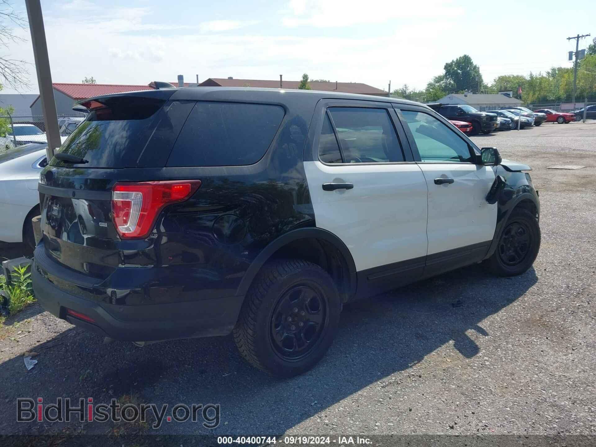 2018 FORD POLICE INTERCEPTOR UTILITY - VIN: 1FM5K8AR0JGB12040 - Photo 4
