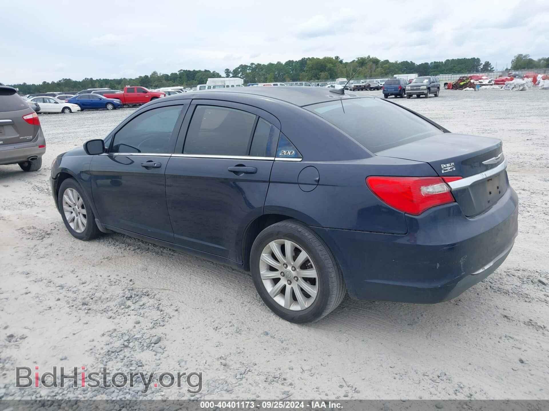 2011 CHRYSLER 200 - VIN: 1C3BC1FB8BN600774 - Фото 3