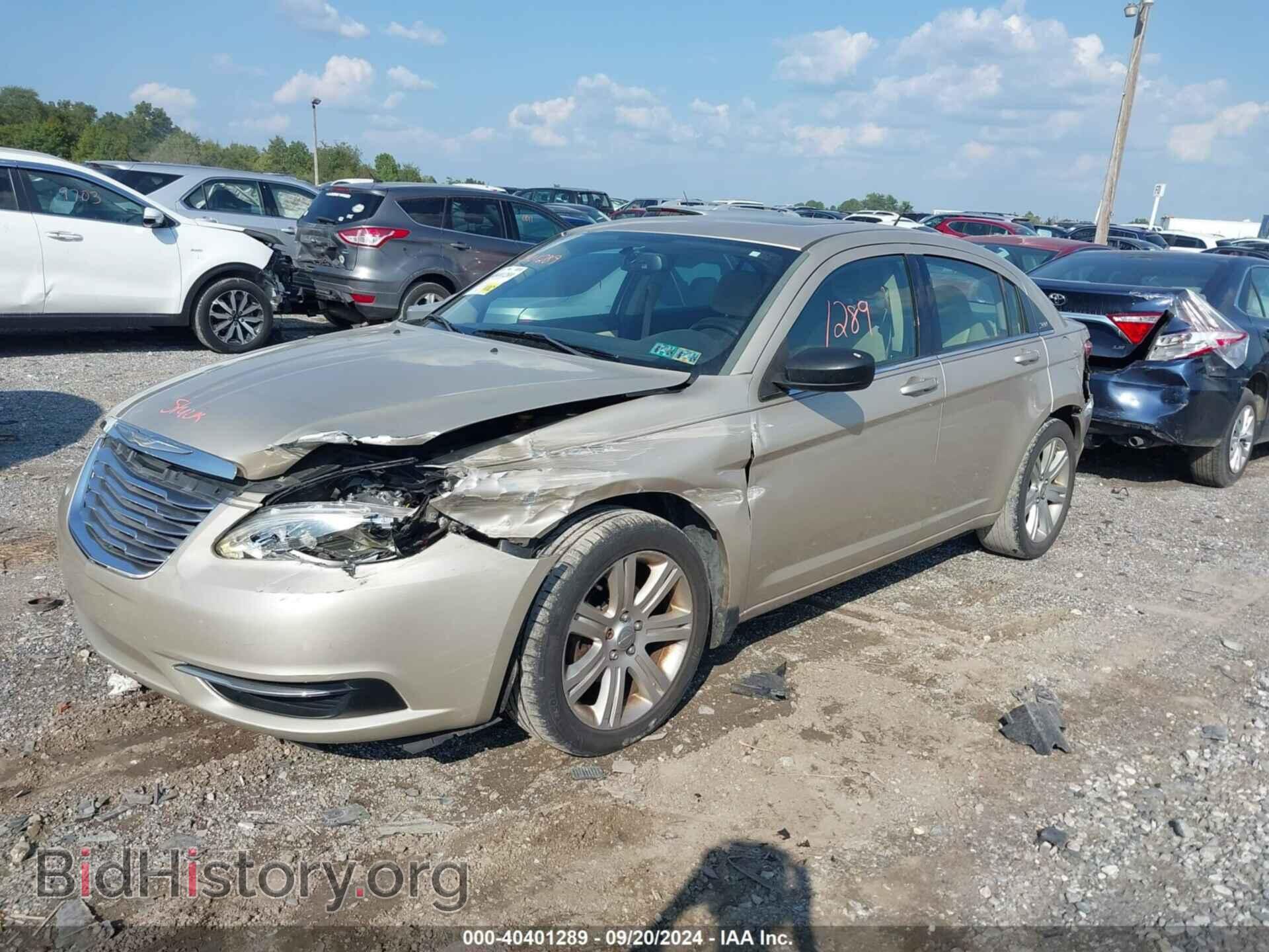 2013 CHRYSLER 200 - VIN: 1C3CCBBB9DN597287 - Photo 2