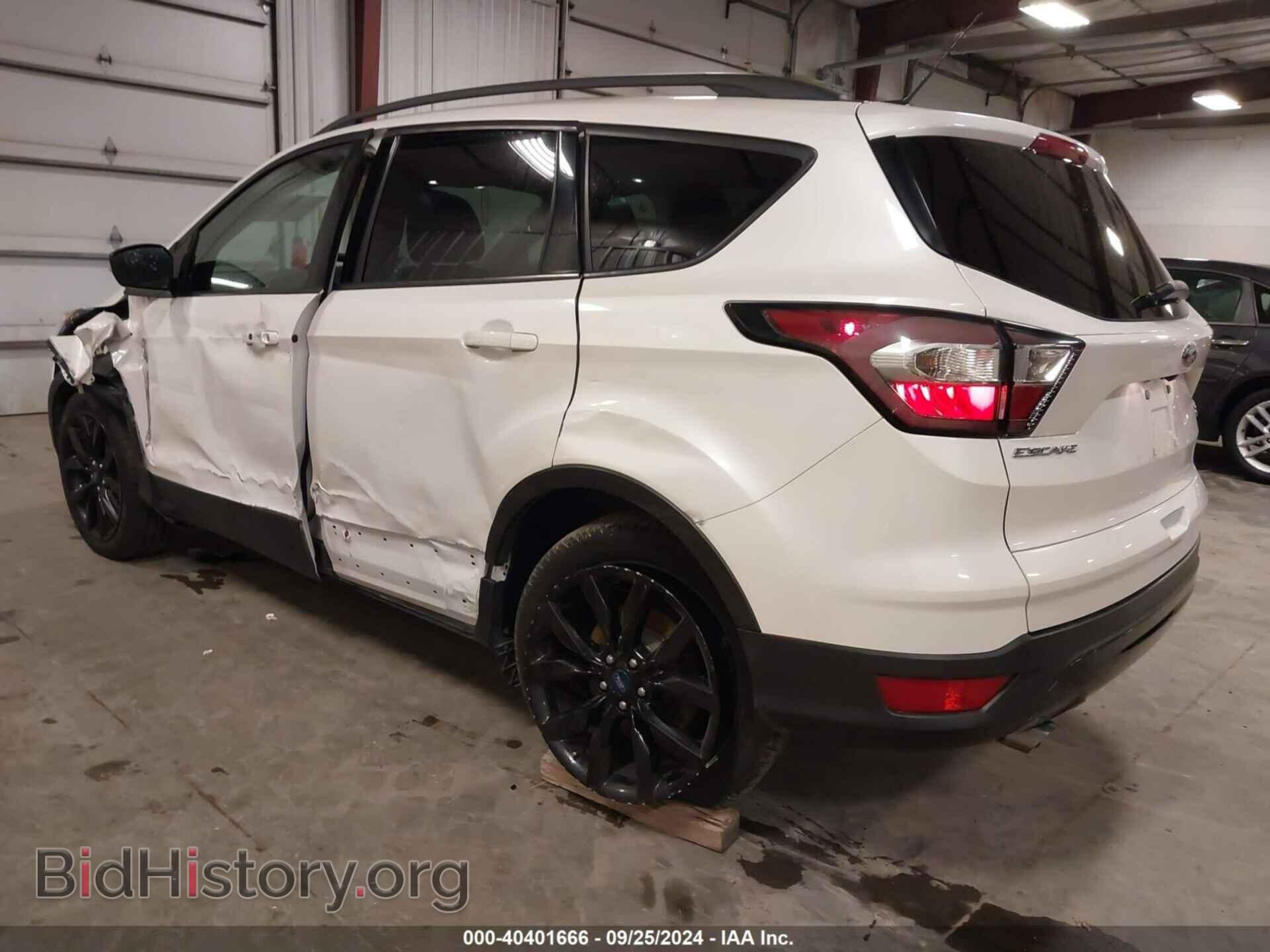 2017 FORD ESCAPE - VIN: 1FMCU0JD7HUC96136 - Фото 3