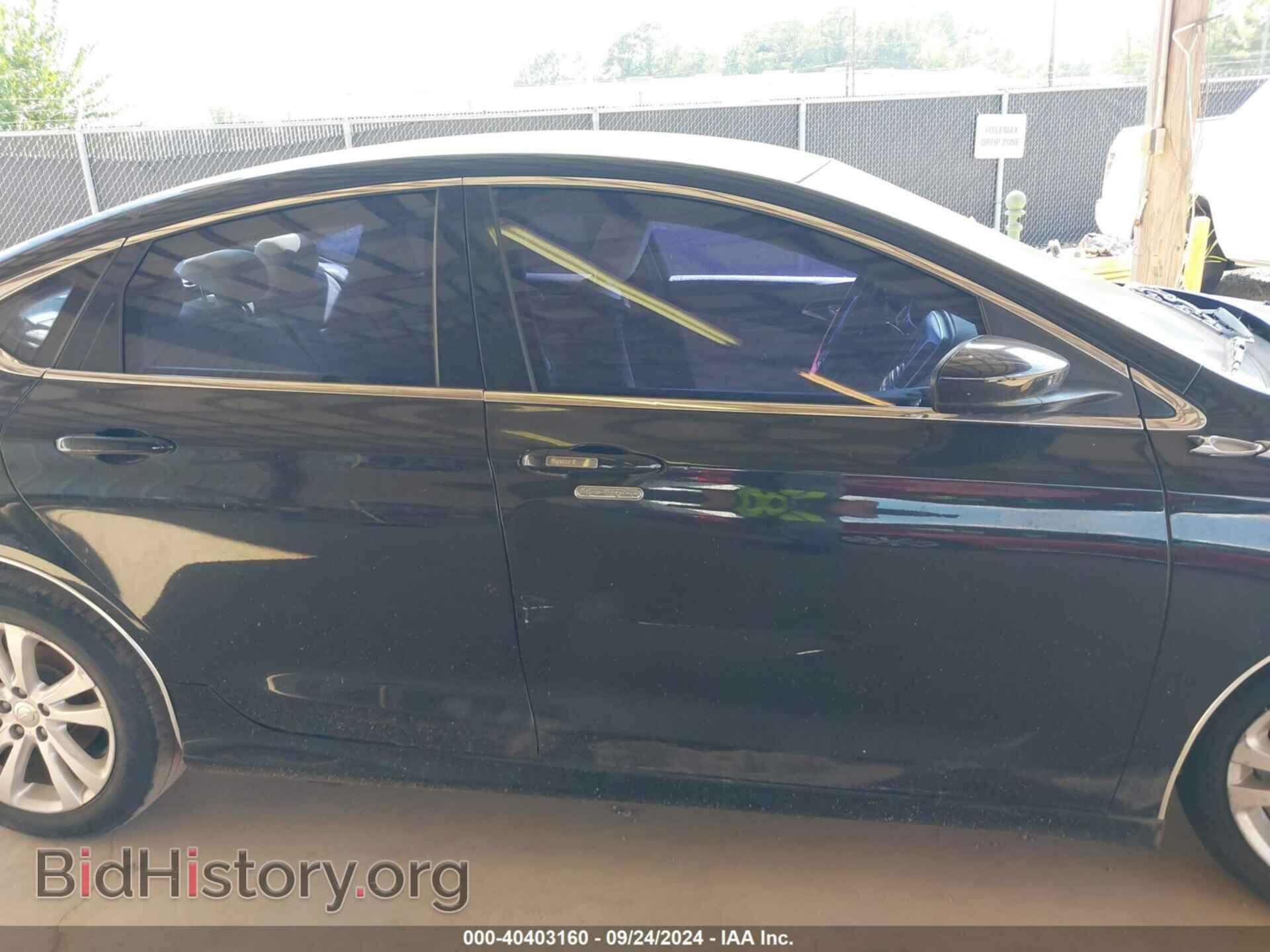 2015 CHRYSLER 200 - VIN: 1C3CCCAB5FN685666 - Фото 12