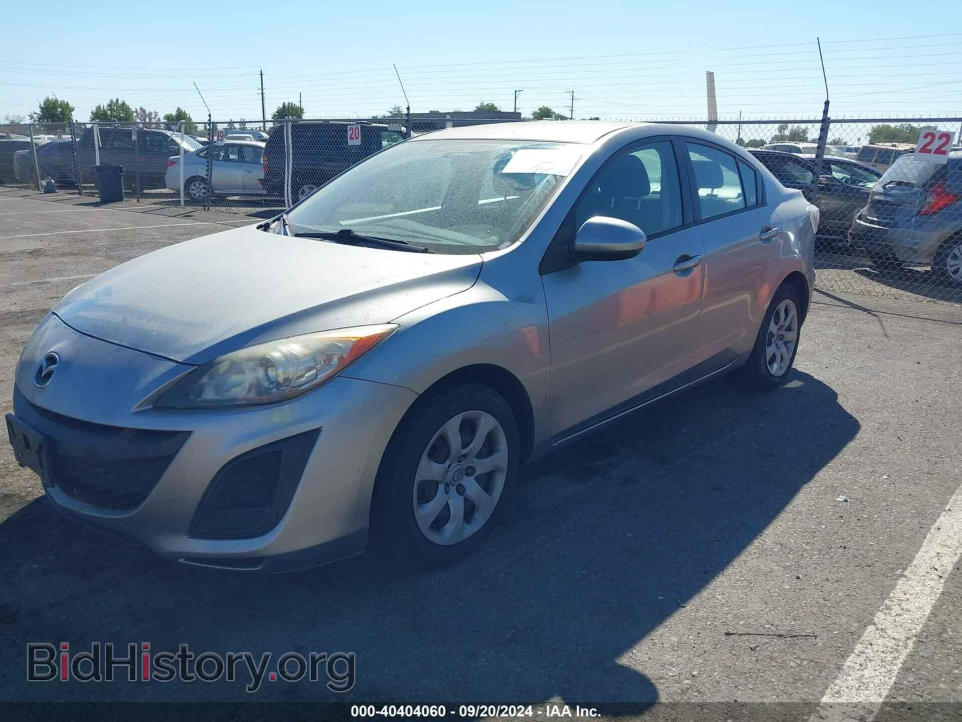 2011 MAZDA MAZDA3 - VIN: JM1BL1UG7B1423698 - Фото 2