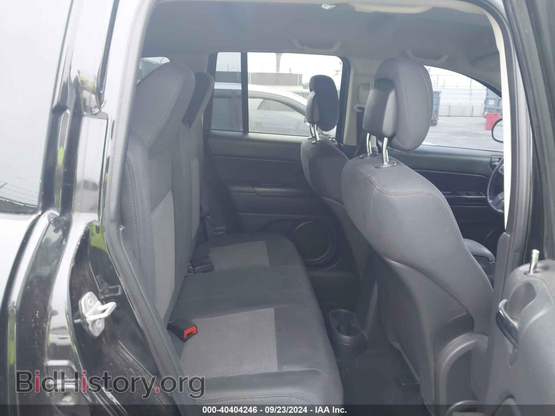 2011 JEEP COMPASS - VIN: 1J4NT1FA9BD151380 - Photo 8