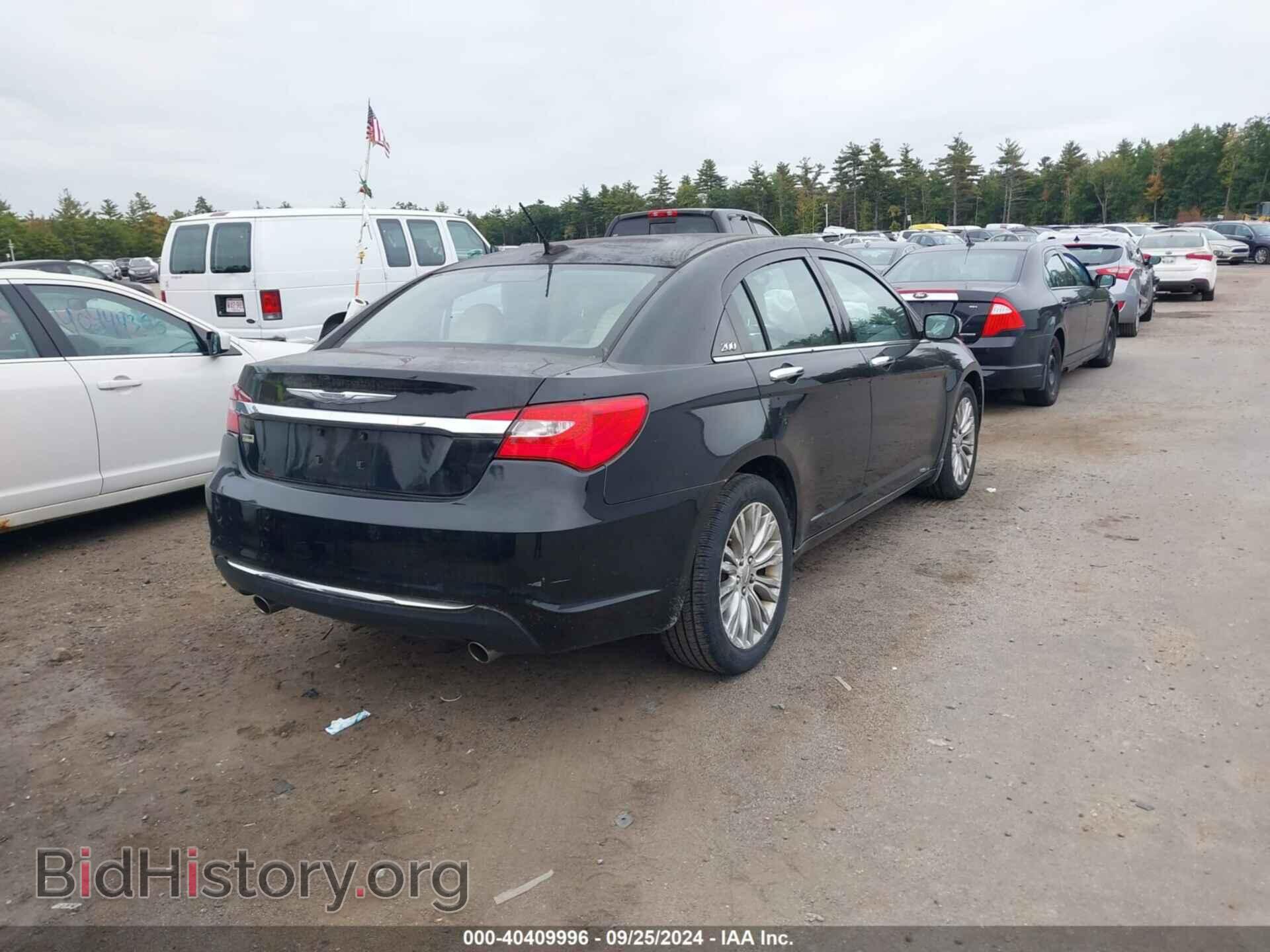 2012 CHRYSLER 200 - VIN: 1C3CCBCG0CN329382 - Фото 4