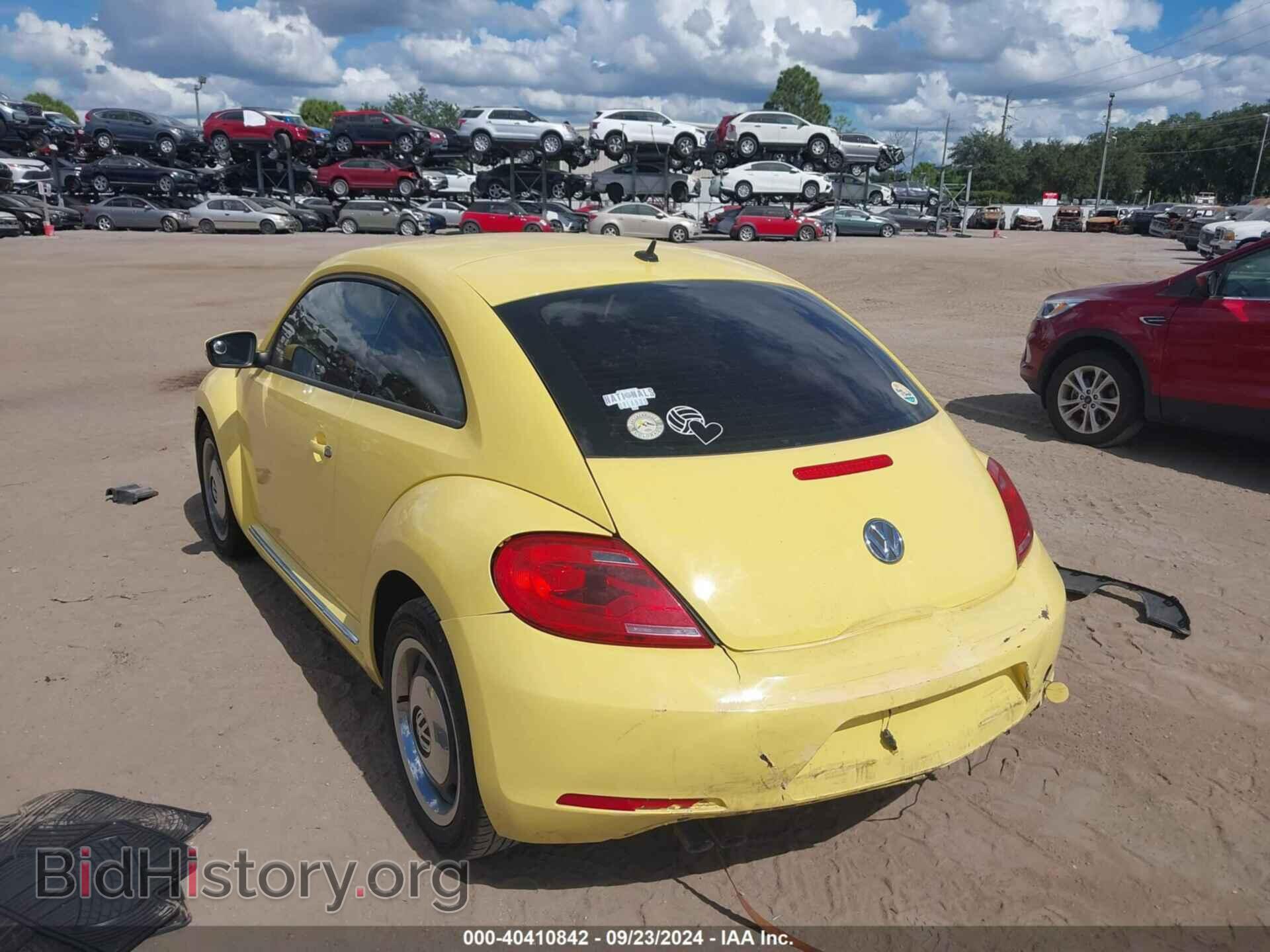 2012 VOLKSWAGEN BEETLE - VIN: 3VWJP7AT2CM640596 - Фото 3