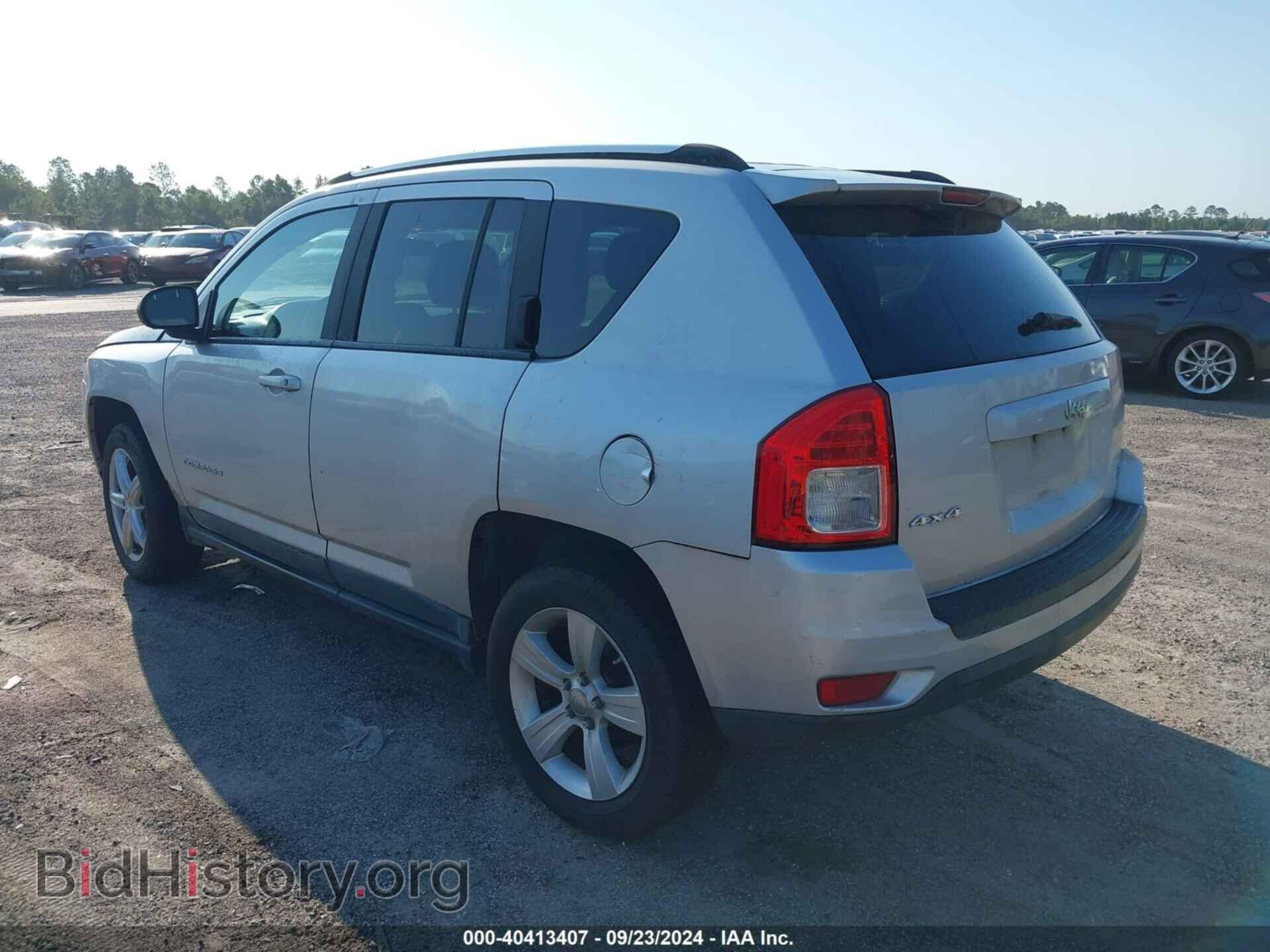 2011 JEEP COMPASS - VIN: 1J4NF1FB5BD234739 - Фото 3