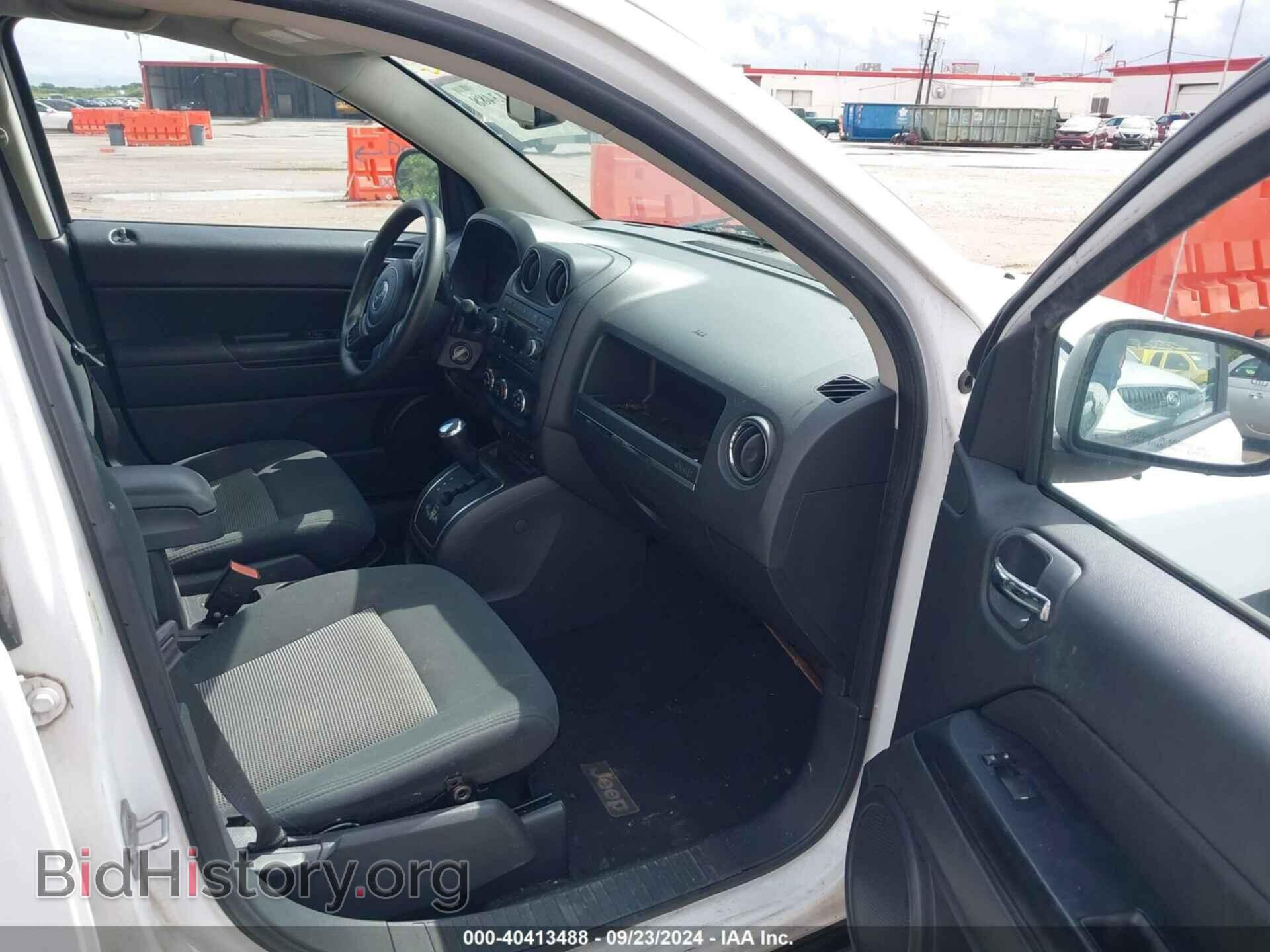 2011 JEEP COMPASS - VIN: 1J4NT1FA4BD267327 - Photo 5
