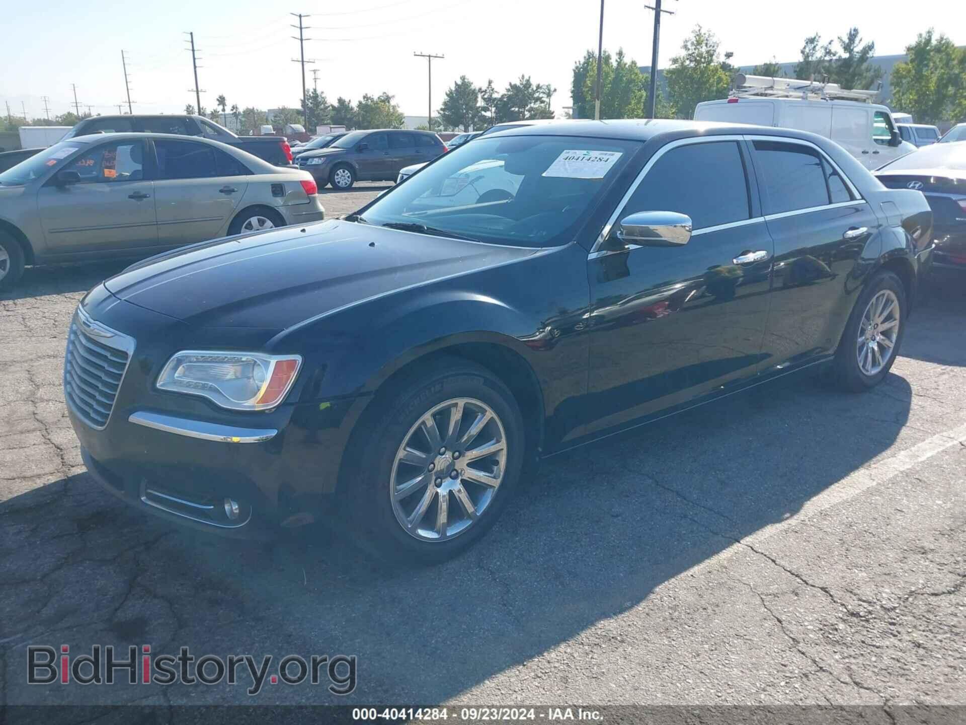 2012 CHRYSLER 300 - VIN: 2C3CCACG2CH234440 - Фото 2