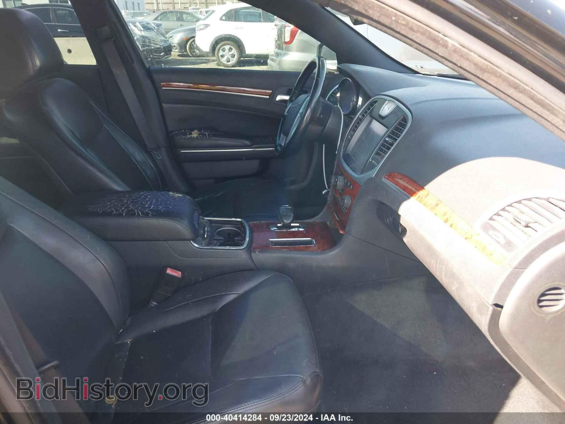 2012 CHRYSLER 300 - VIN: 2C3CCACG2CH234440 - Фото 5
