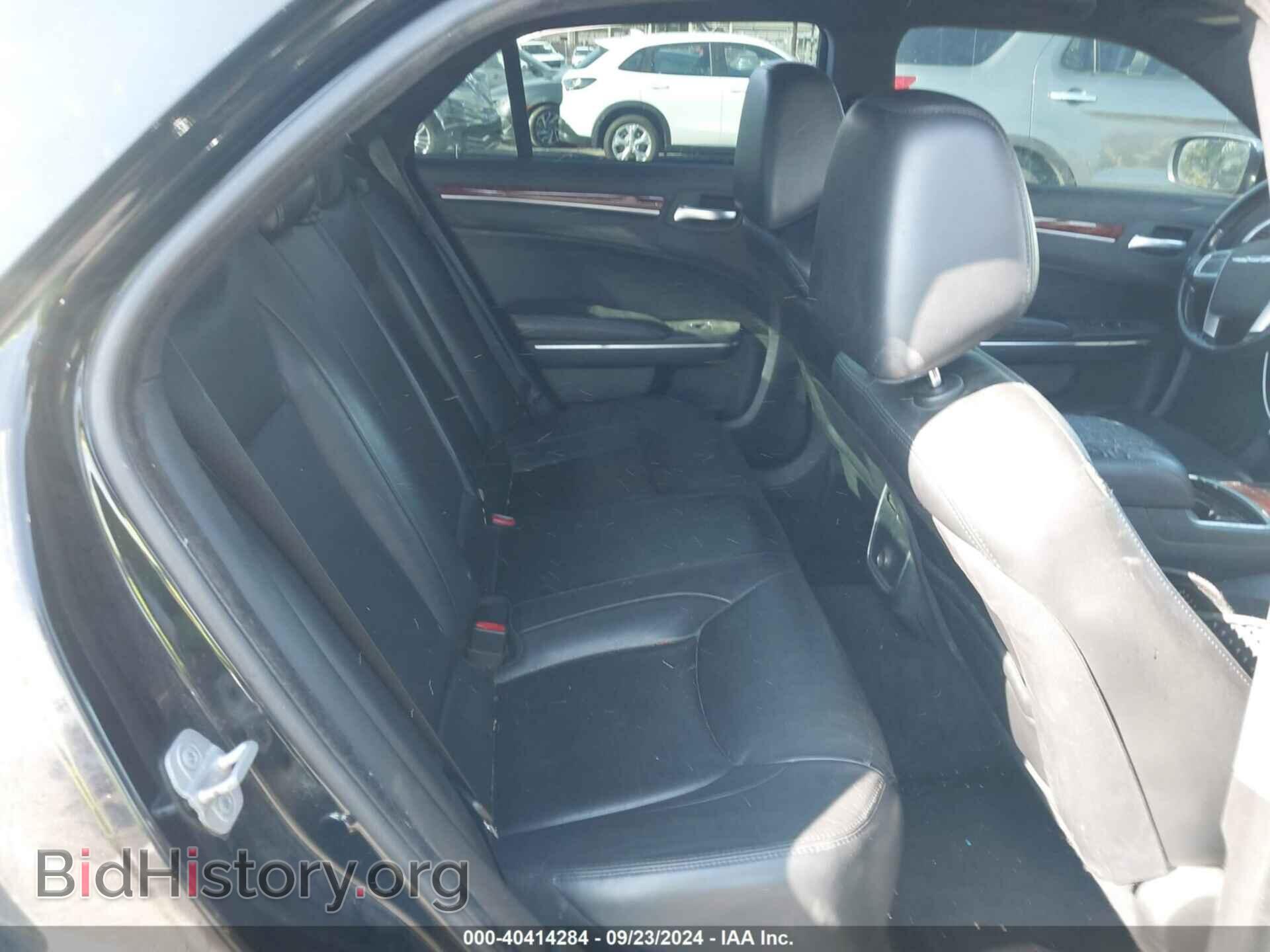 2012 CHRYSLER 300 - VIN: 2C3CCACG2CH234440 - Фото 8