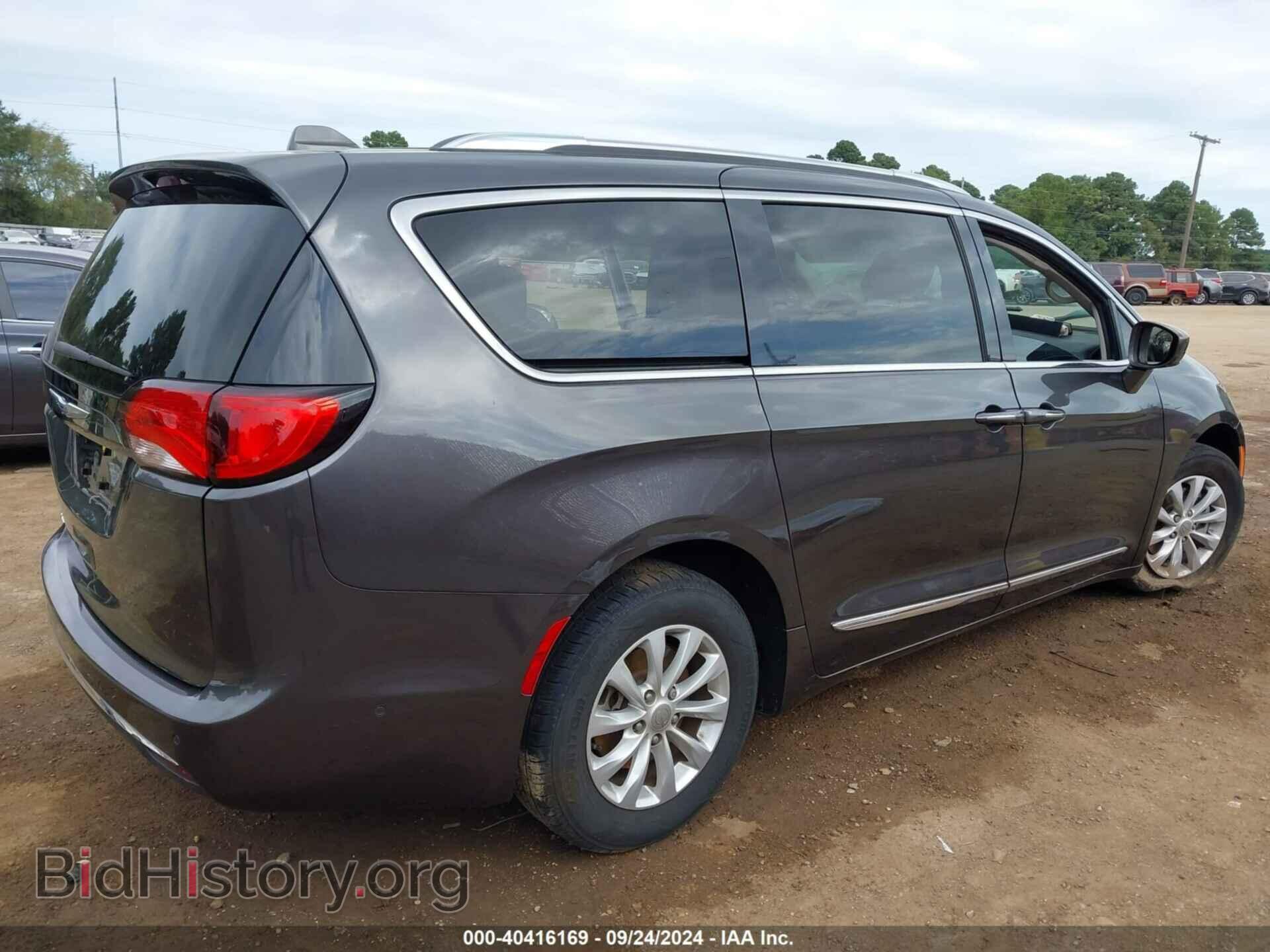 2019 CHRYSLER PACIFICA - VIN: 2C4RC1BG5KR589683 - Фото 4